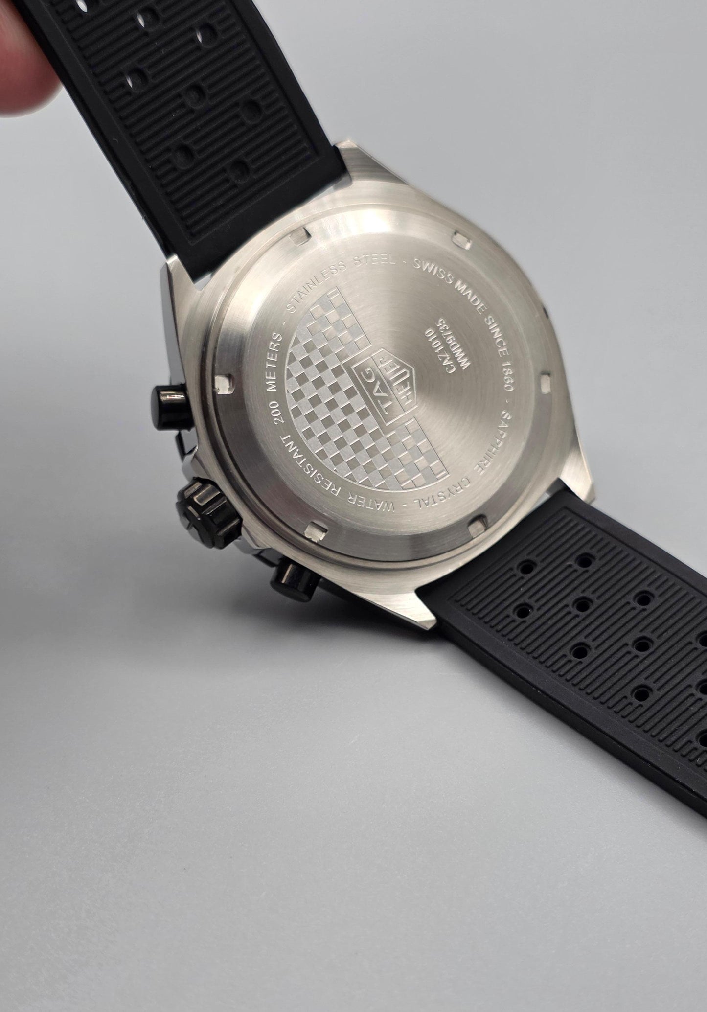 Luxury Sport Chronograph Watch – Black Dial with Black Rubber Strap