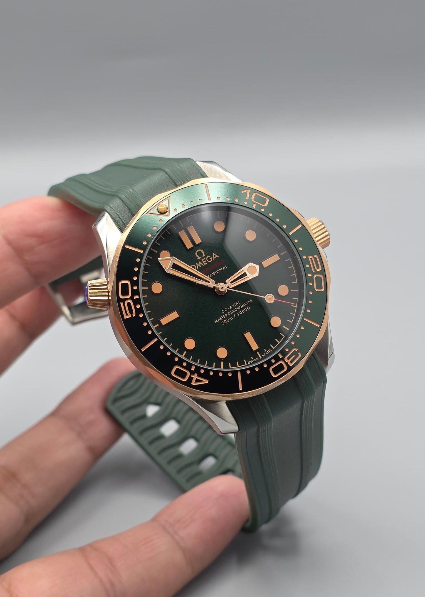 Luxury Titanium Bronze Automatic – Diver Edition