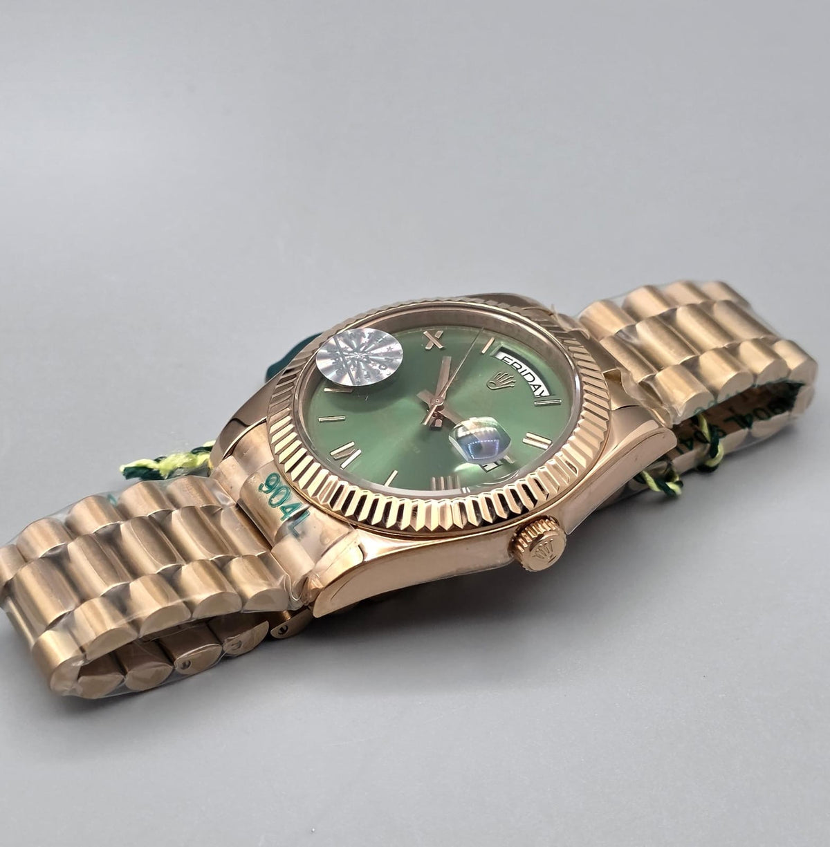 Premium Rose Gold Olive Green Day-Date Luxury Watch
