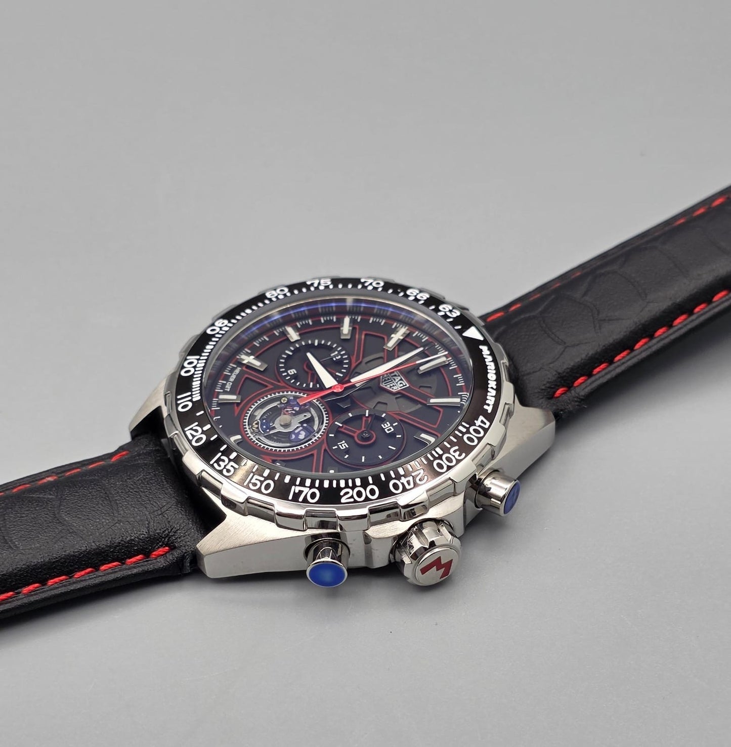 Luxury Sport Chronograph Watch – Black & Red Dial