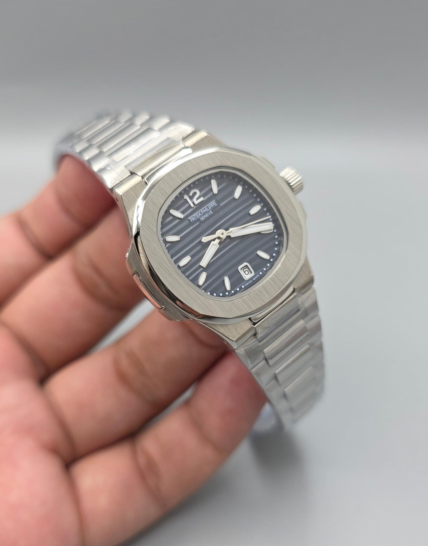 Luxury Ladies Watch – Silver-Blue Dial 32mm