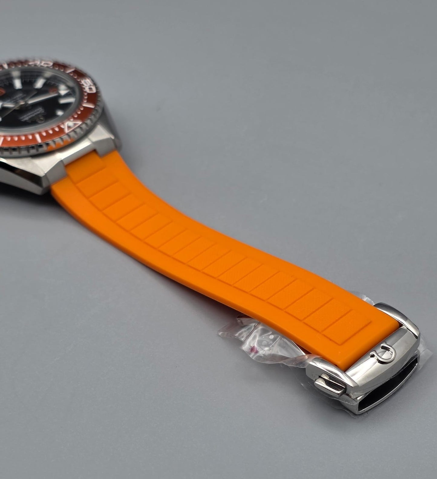Premium Orange & Black Dive Style Watch