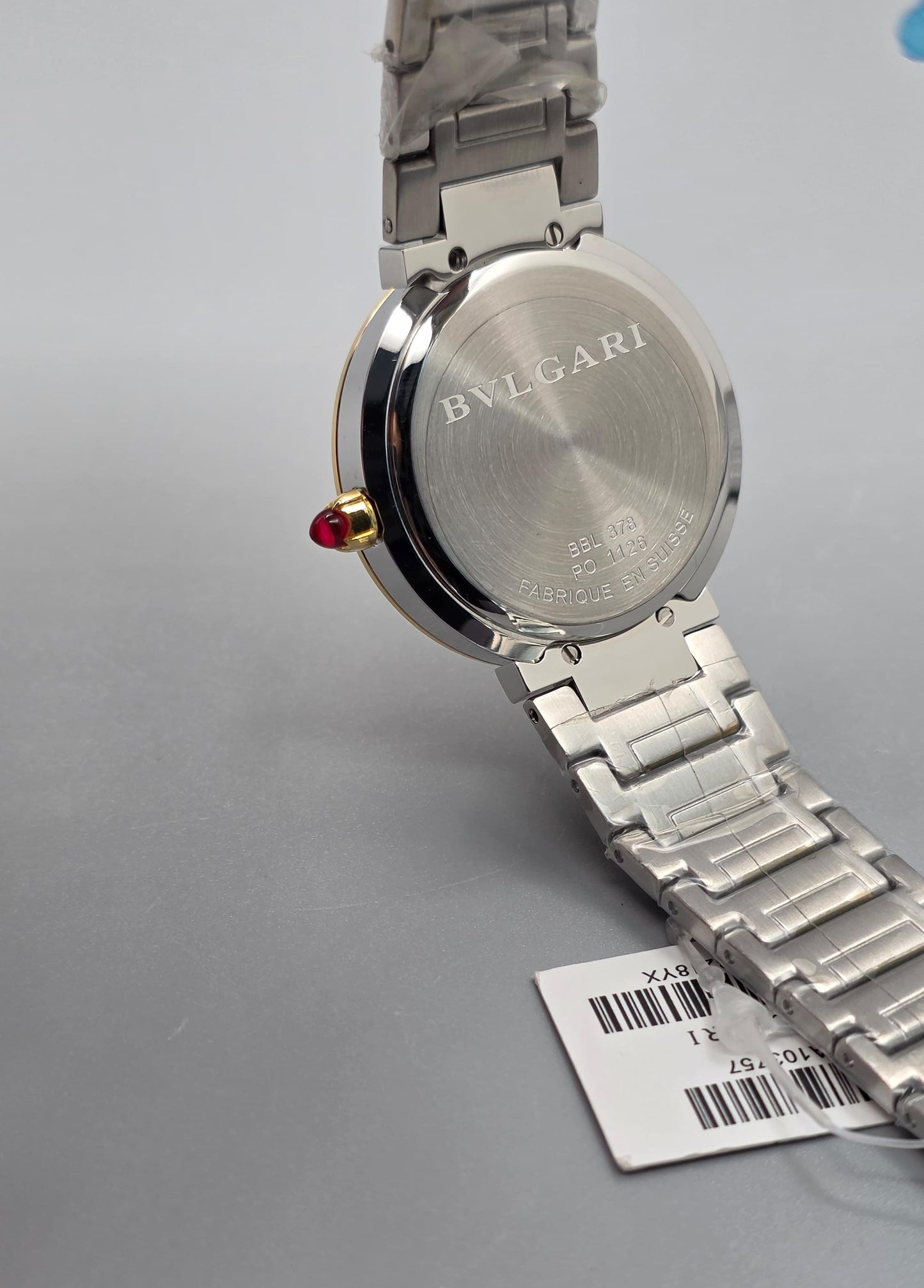 Luxury Two-Tone Ladies Watch – Red Dial Edition
