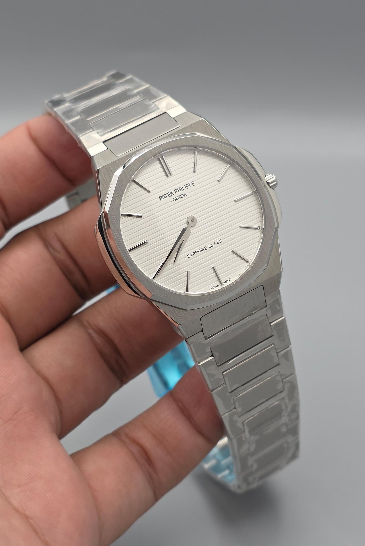 Elegant White Dial Stainless Steel Watch