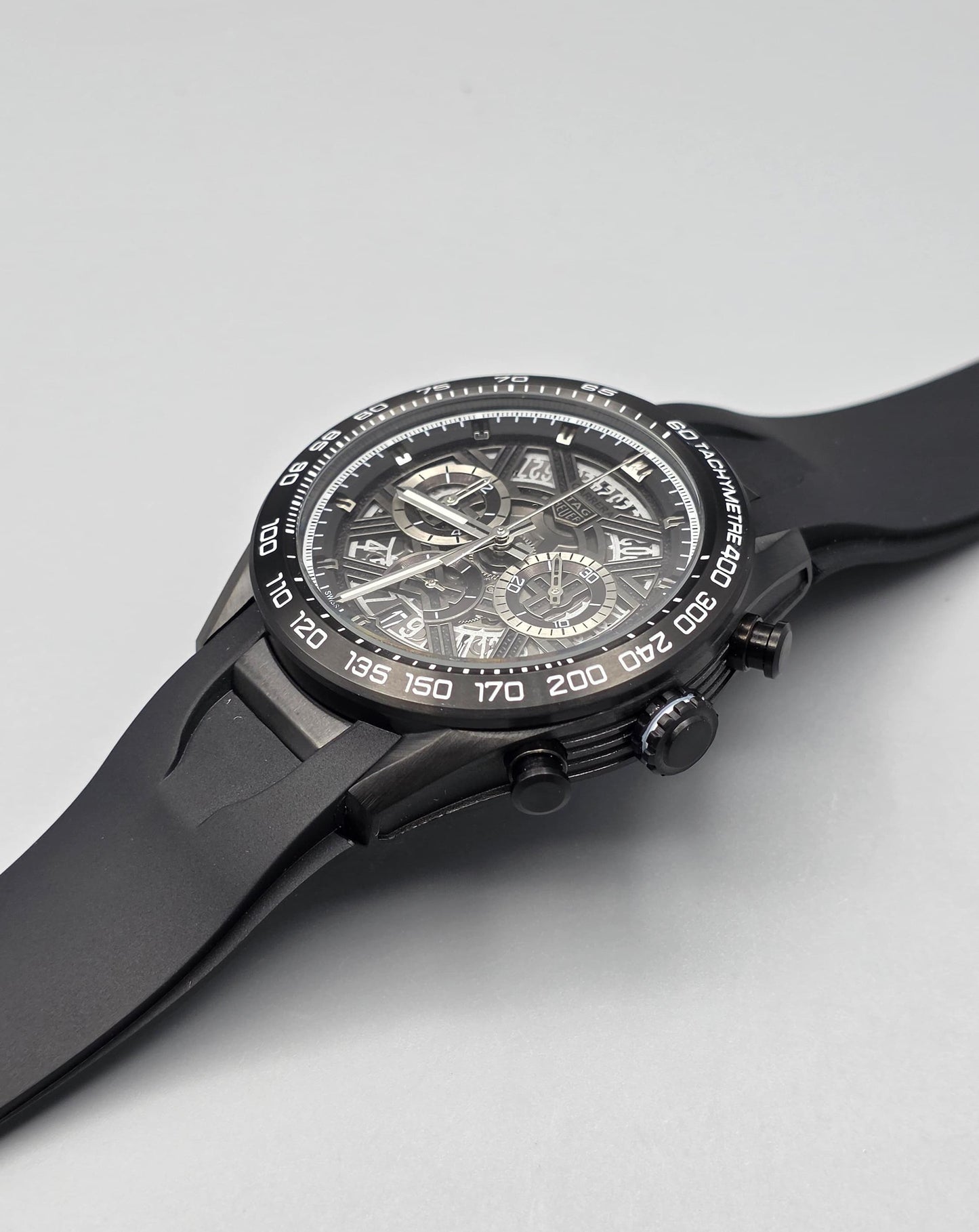 Luxury Chronograph Watch – Black Edition