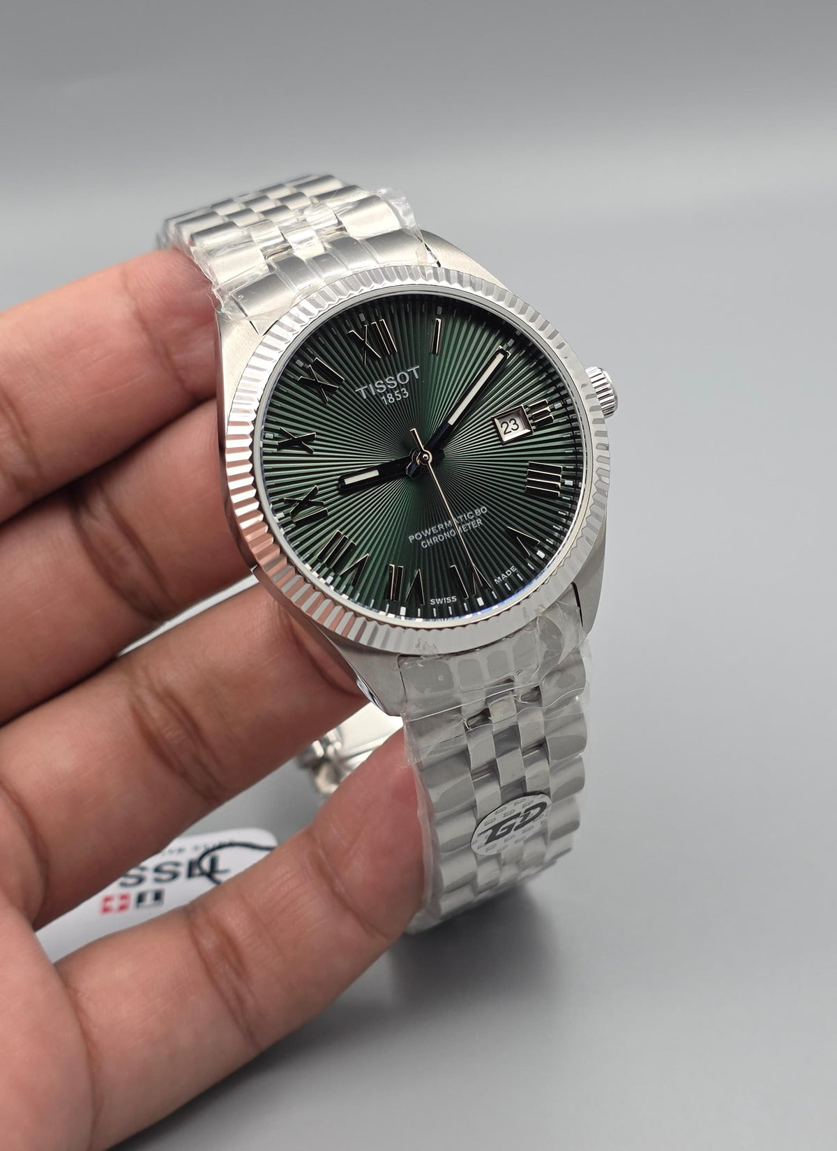 Premium Stainless Steel Emerald Green Fluted Automatic Luxury Watch