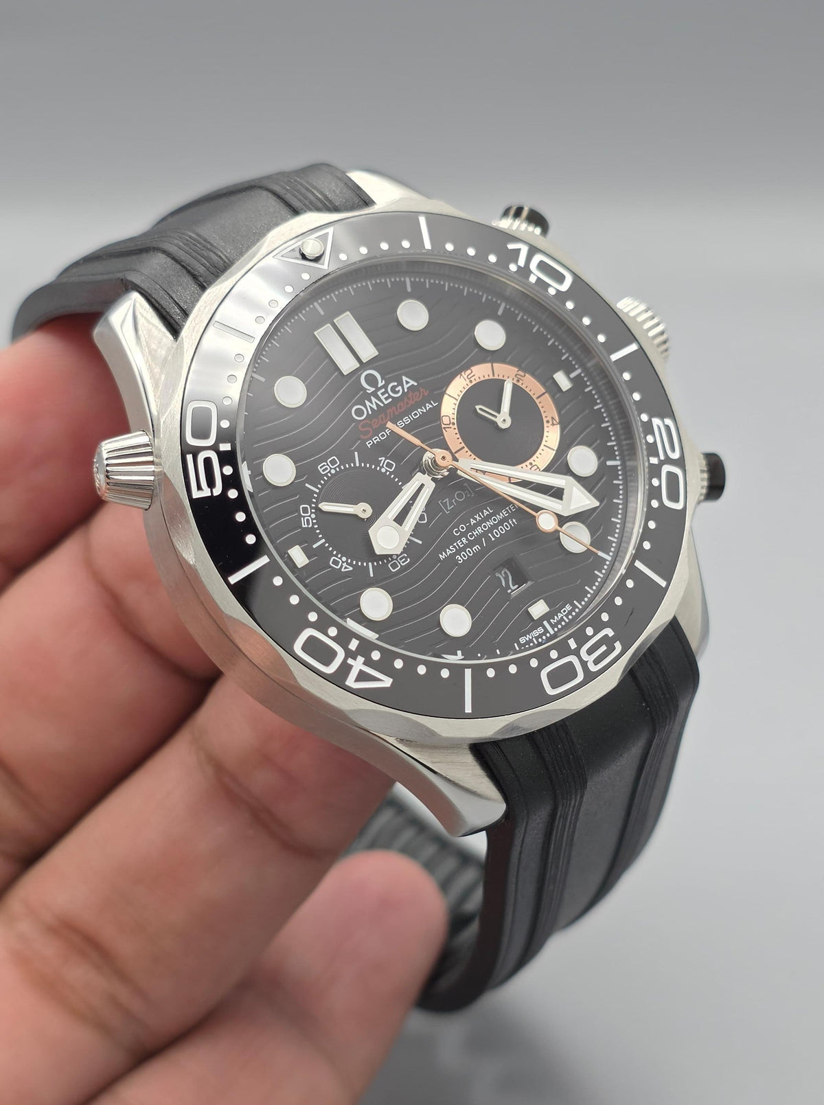 Premium Stainless Steel Black Wave Dial Luxury Automatic Watch
