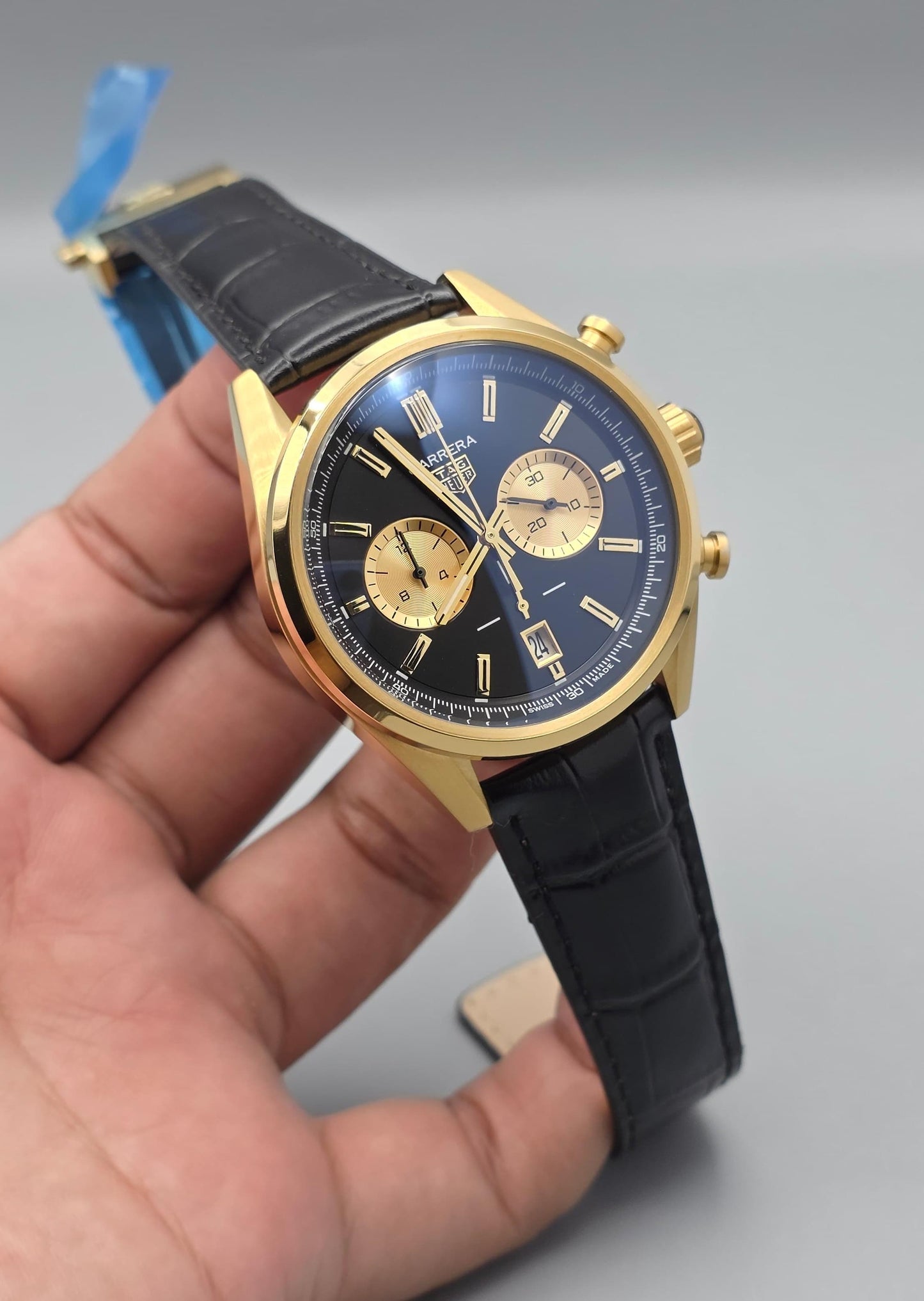 Premium Gold-Tone Chronograph Watch – Black Dial & Leather Strap