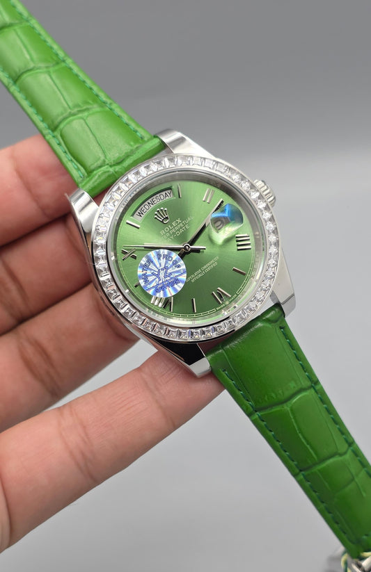 Luxury Leather Strap Watch – Zarcon Bezel, Day & Date