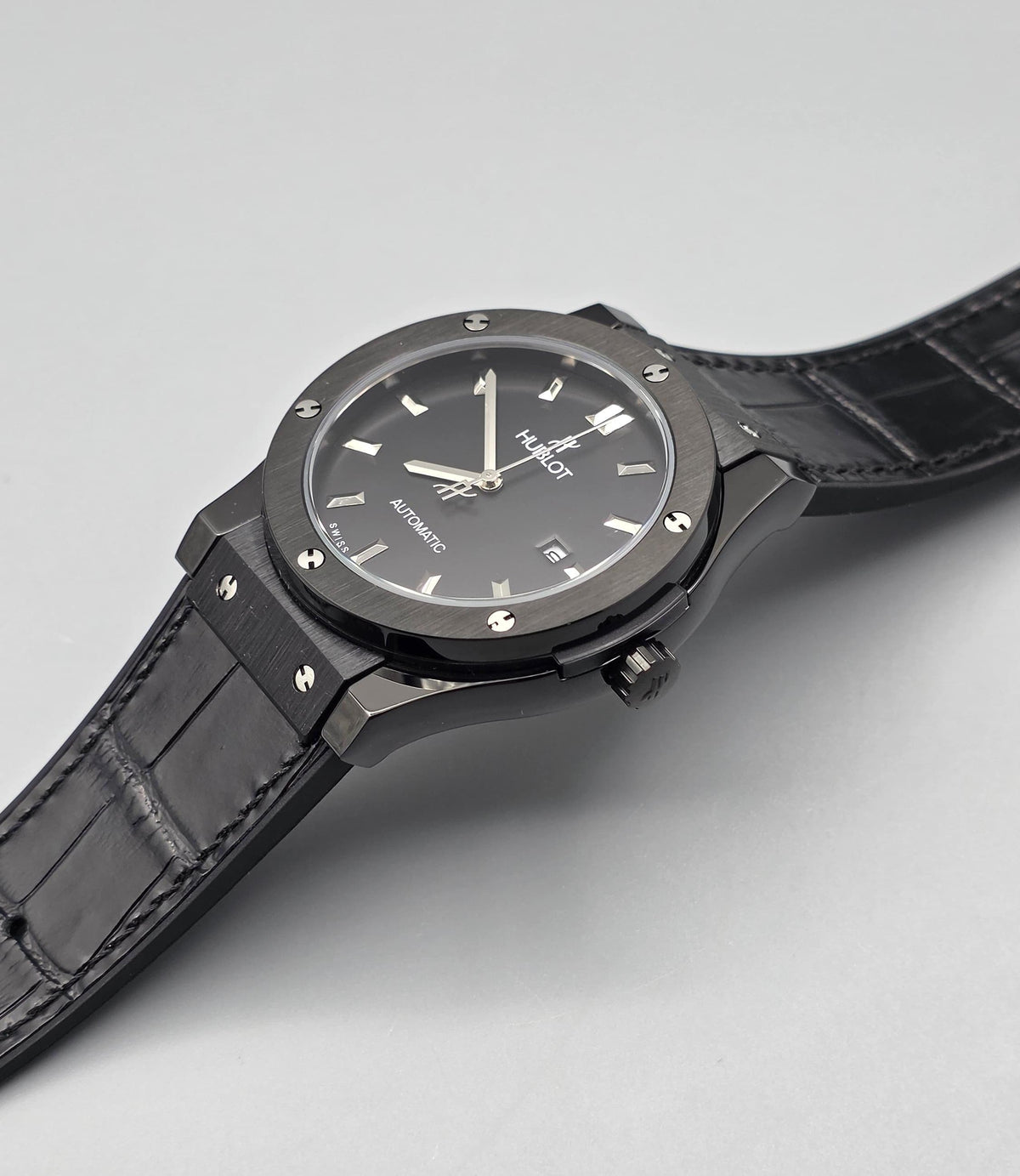 Premium Black Automatic Luxury Watch – All-Black Edition