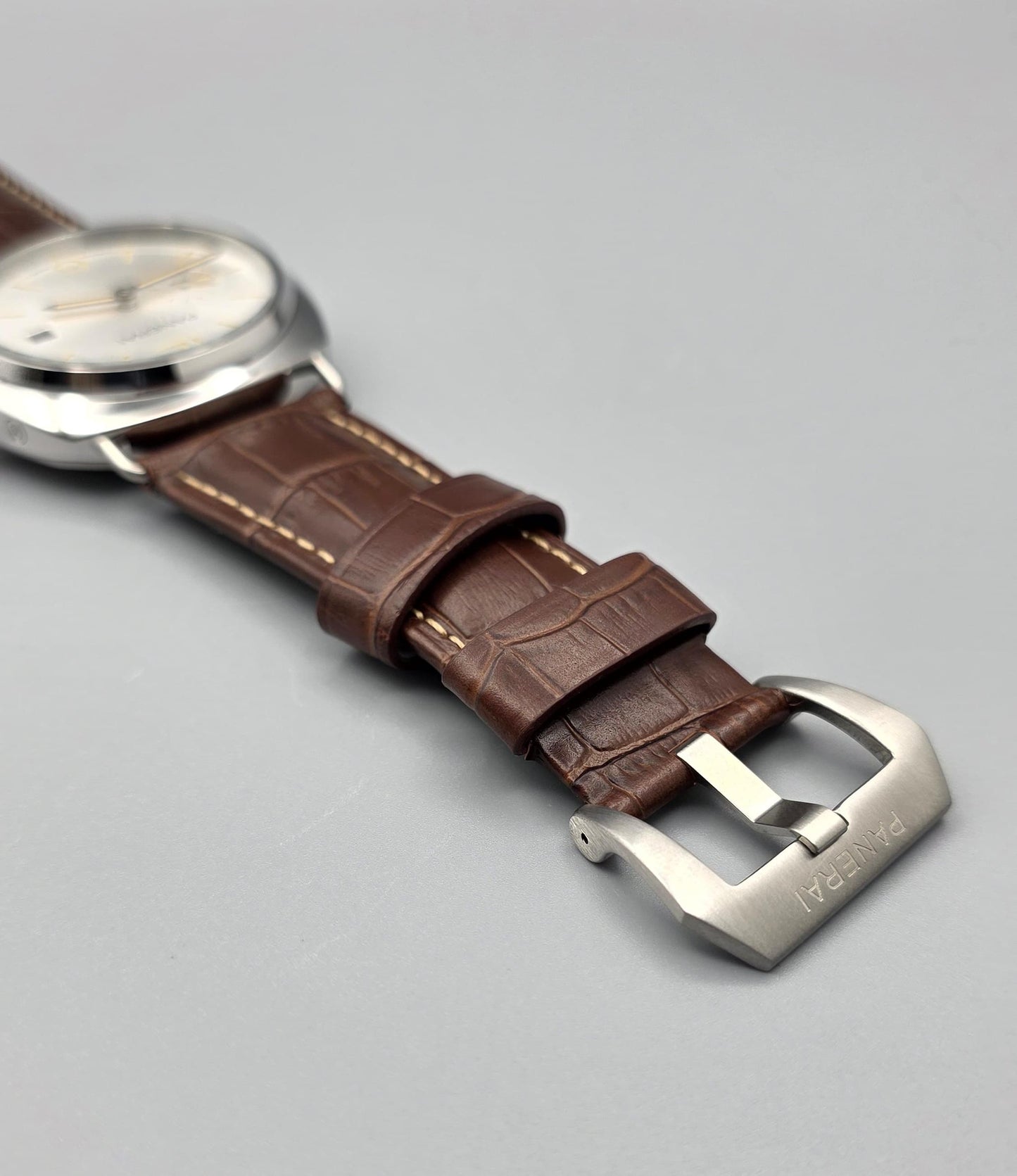 Luxury Classic Watch – Radiomir Quaranta 42mm Edition