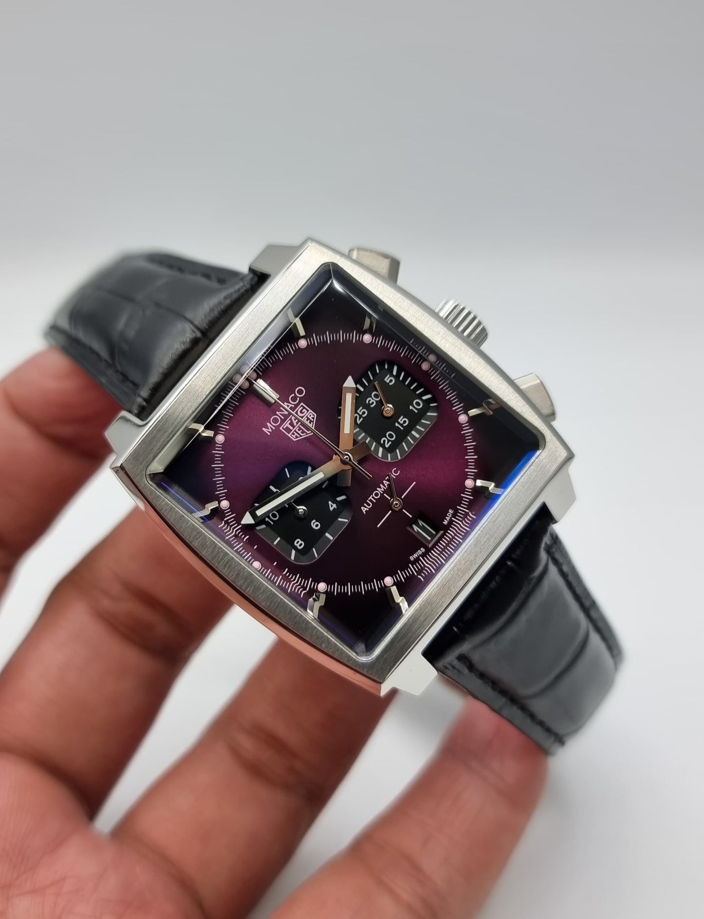 Luxury Square Chronograph Watch – Maroon Dial Edition