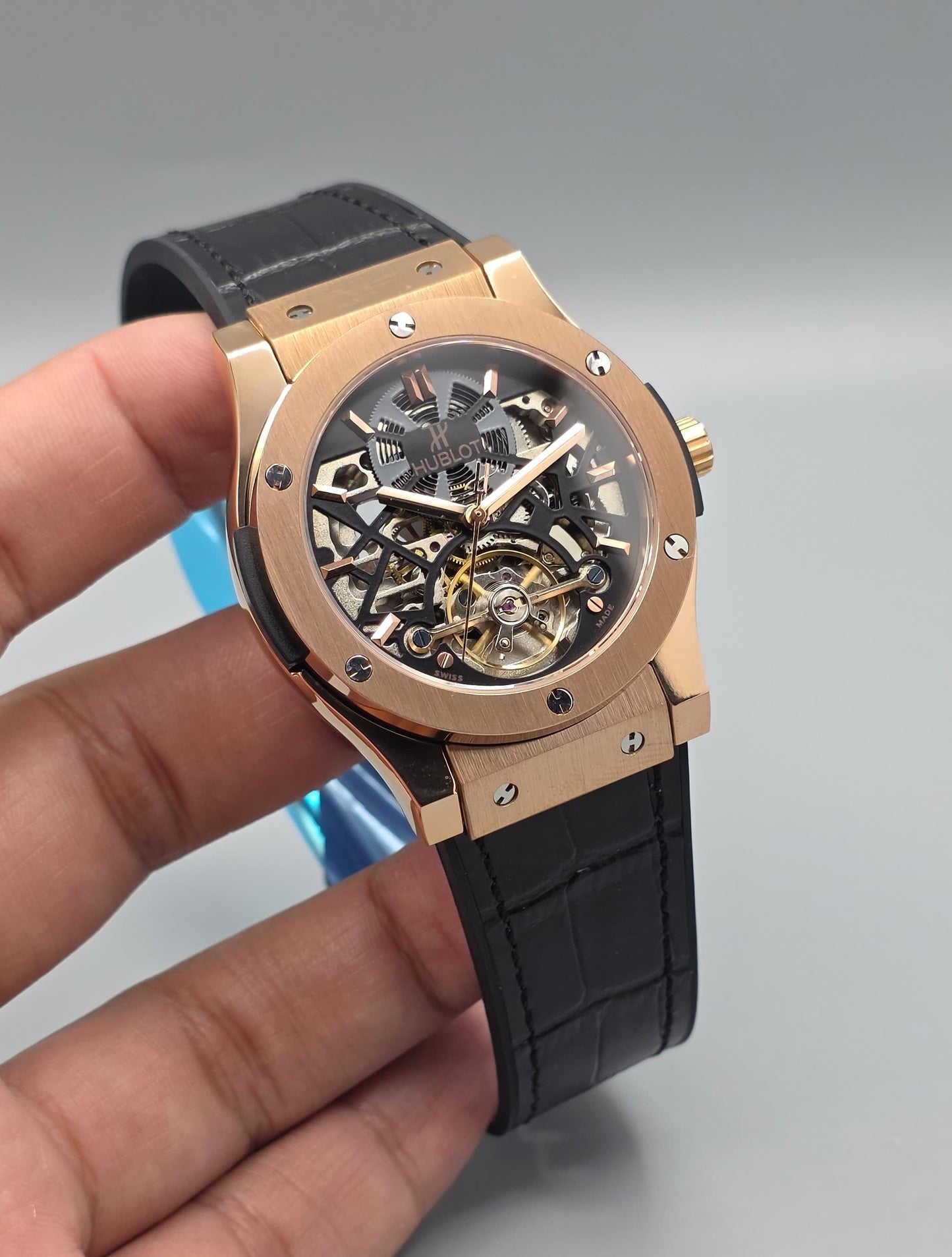 Luxury Skeleton Watch – Rose Gold Crocodile Edition