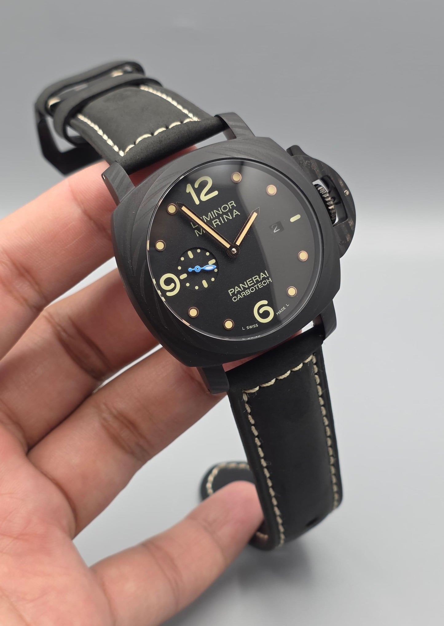 Luxury Automatic Diver Watch – Carbotech Black Edition