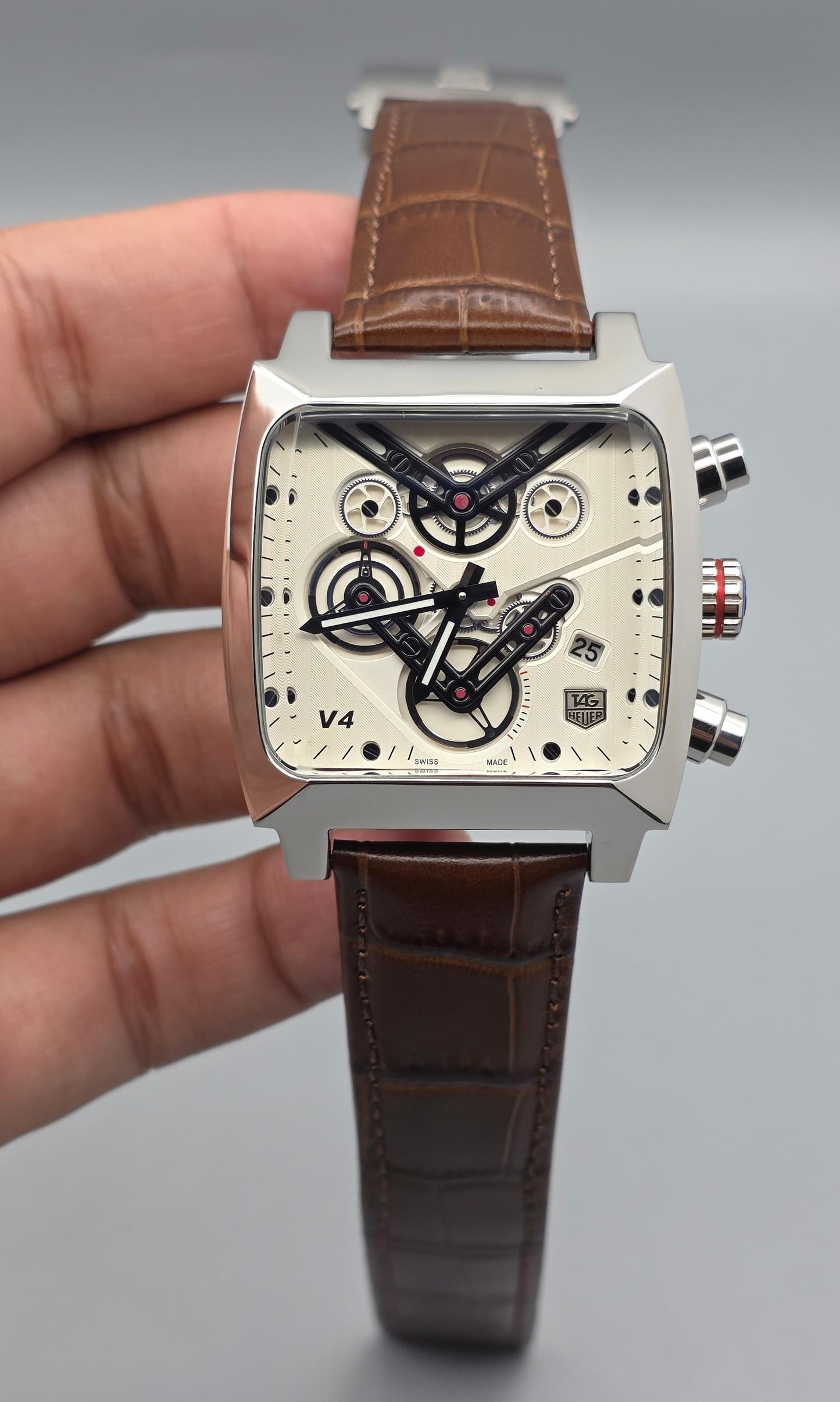 Luxury Skeleton Chronograph Watch – Square Dial Edition