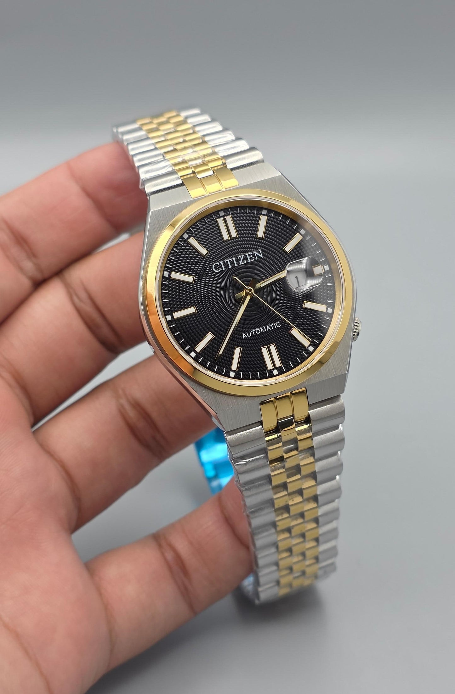 Luxury Black Dial Automatic – Two-Tone Edition