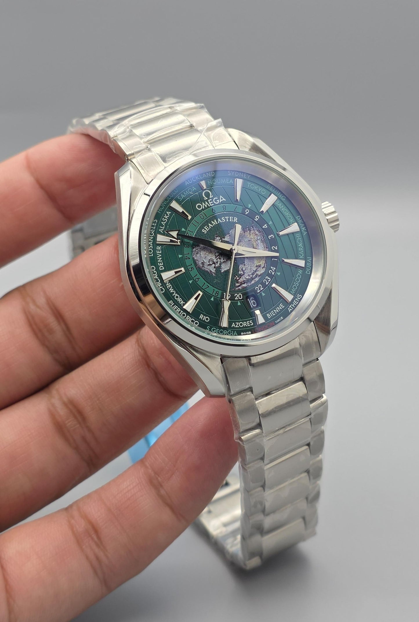 Luxury Green Dial Automatic – Map Edition