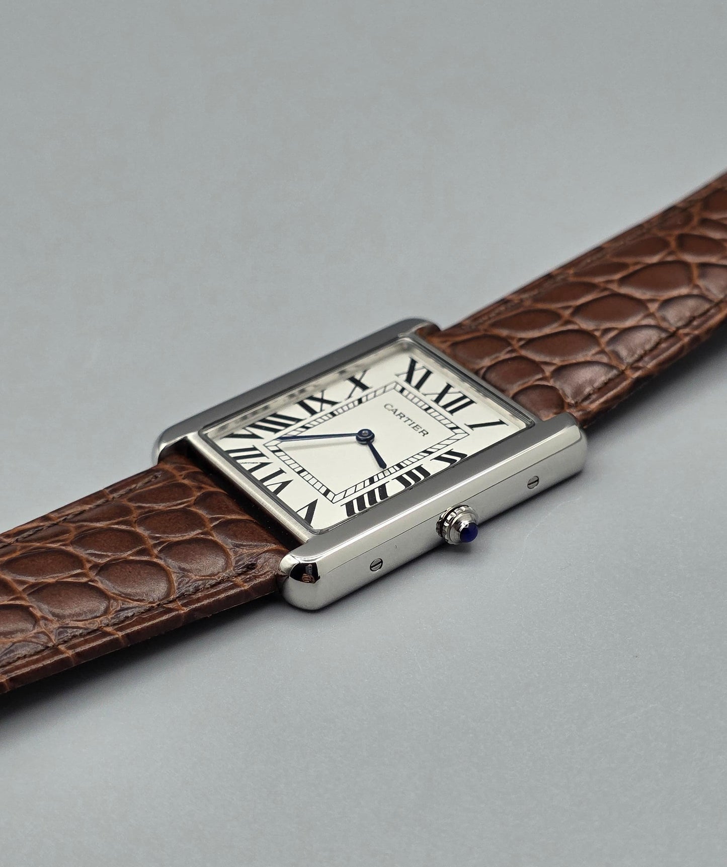High Quality Luxury Branded Watch - Silver