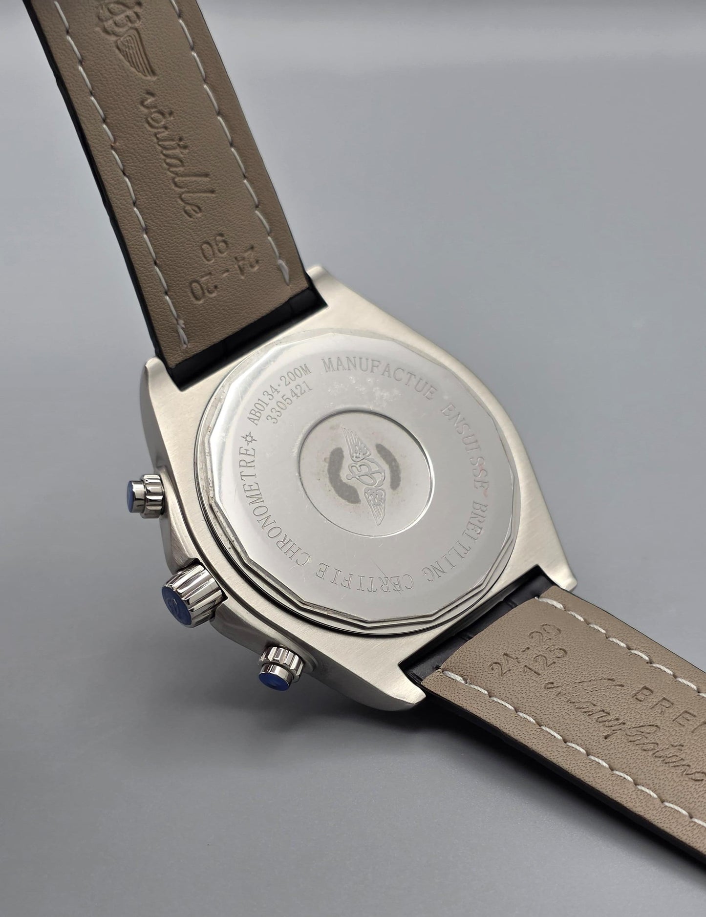 Luxury Chronograph Watch – Champagne Dial