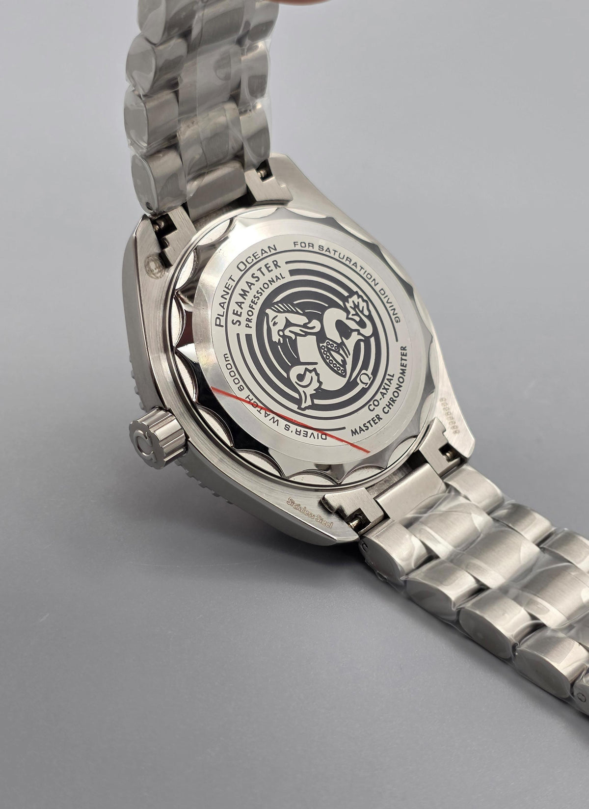 Premium Stainless Steel Deep Blue Ocean Pattern Automatic Diver Luxury Watch