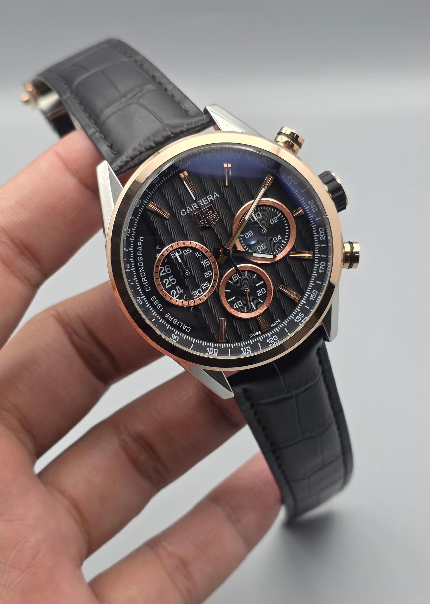 Luxury Dual Tone Chronograph Watch – Elegant Edition