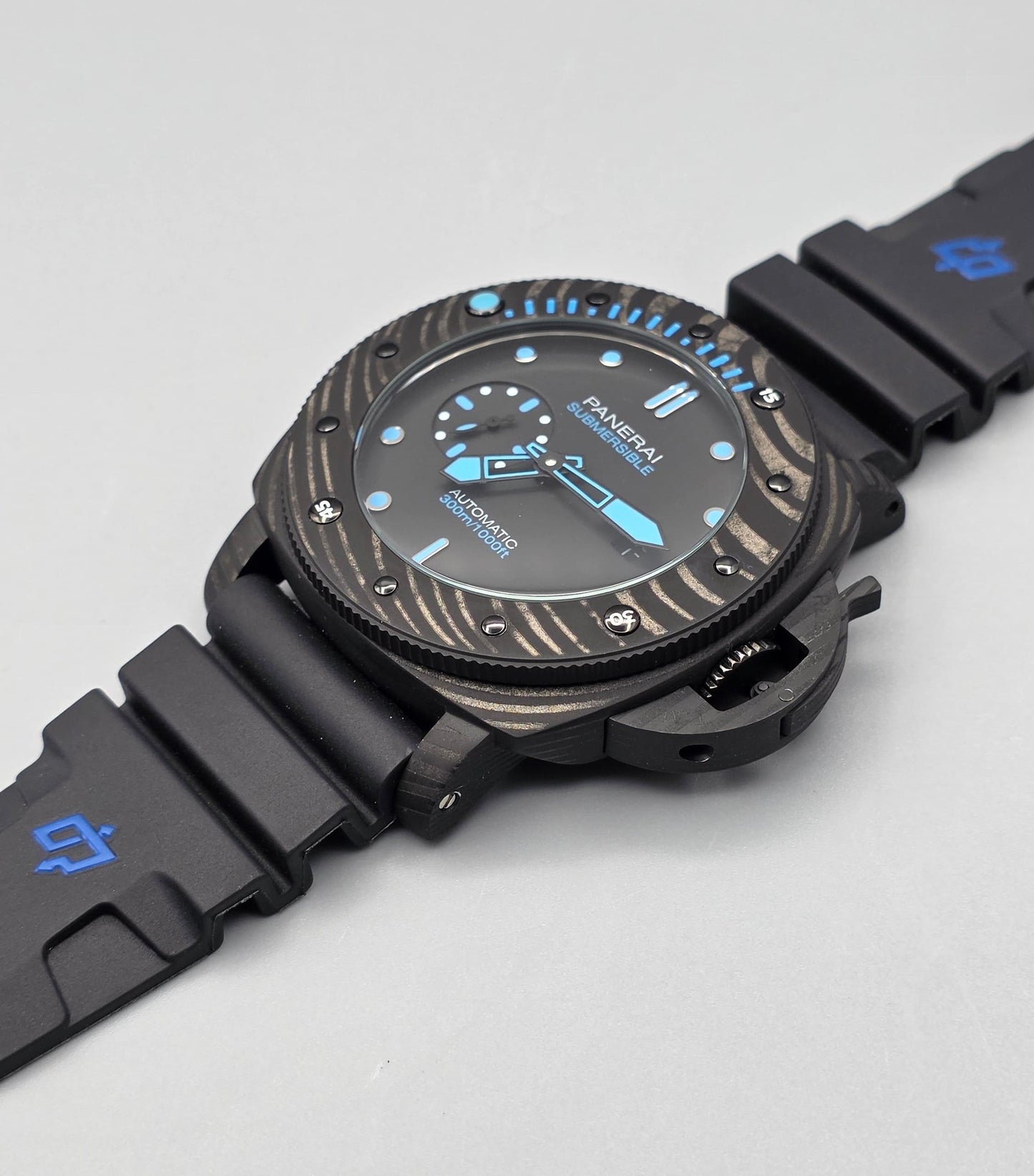 Stealth Carbon Diver Watch – Black Blue Edition
