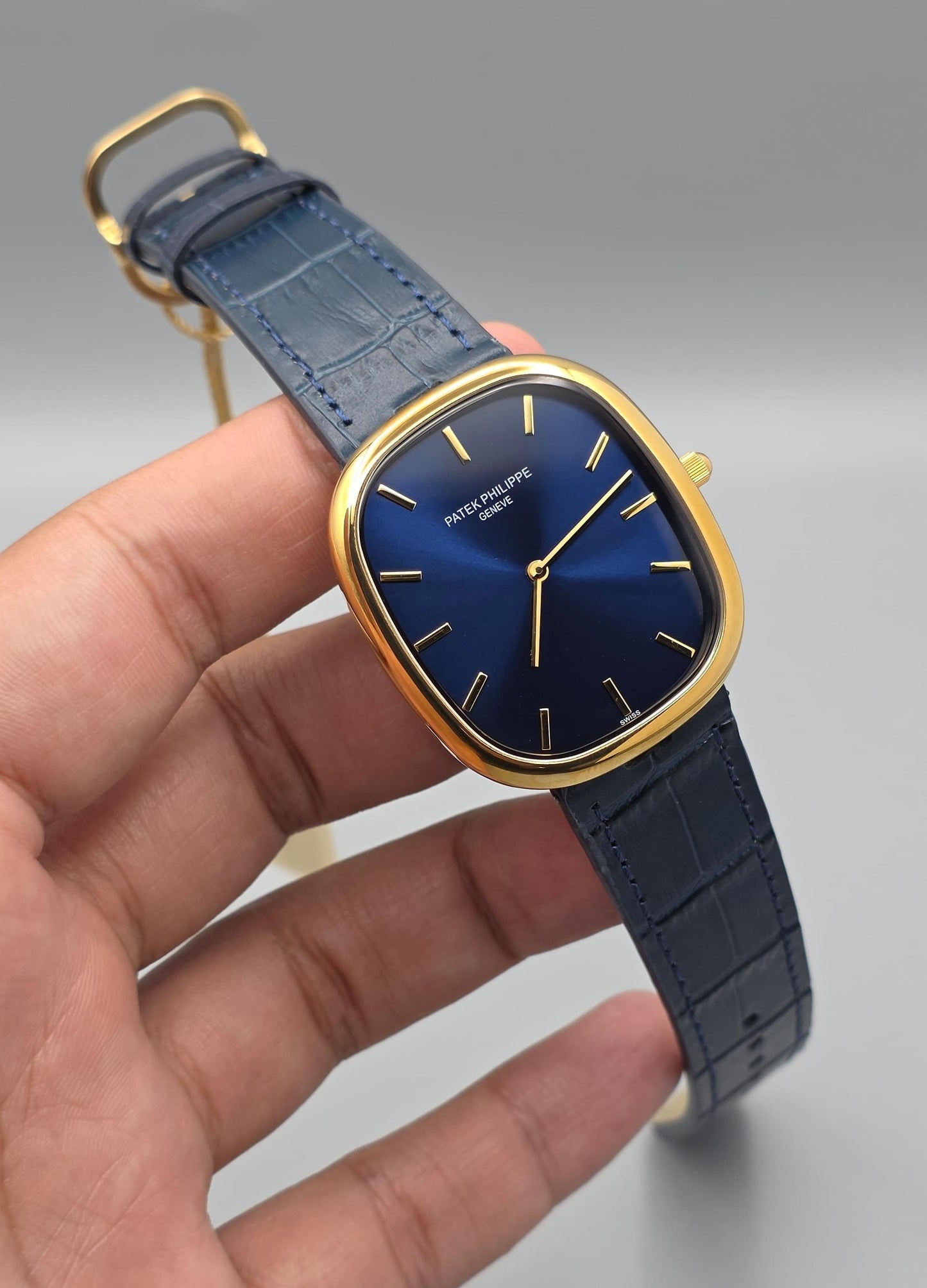 Luxury Dress Watch – Golden Ellipse Blue Dial Edition