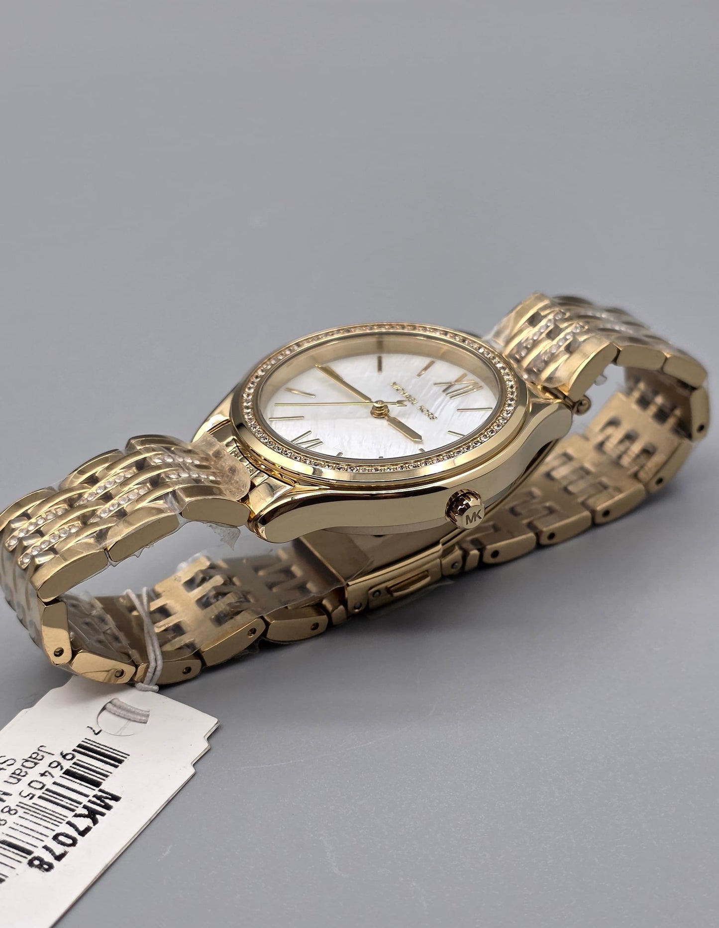 Luxury Ladies Watch – Gold Elegance Edition