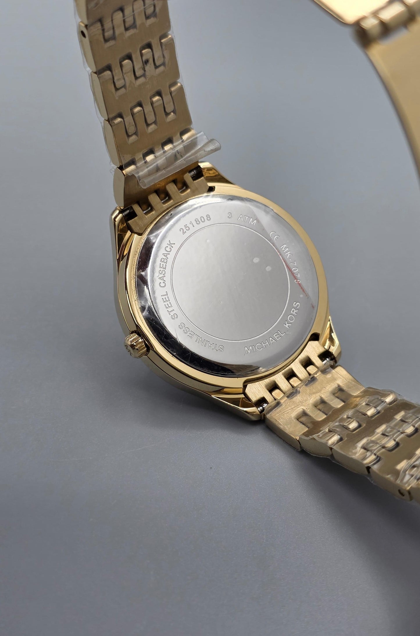 Luxury Ladies Watch – Gold Elegance Edition