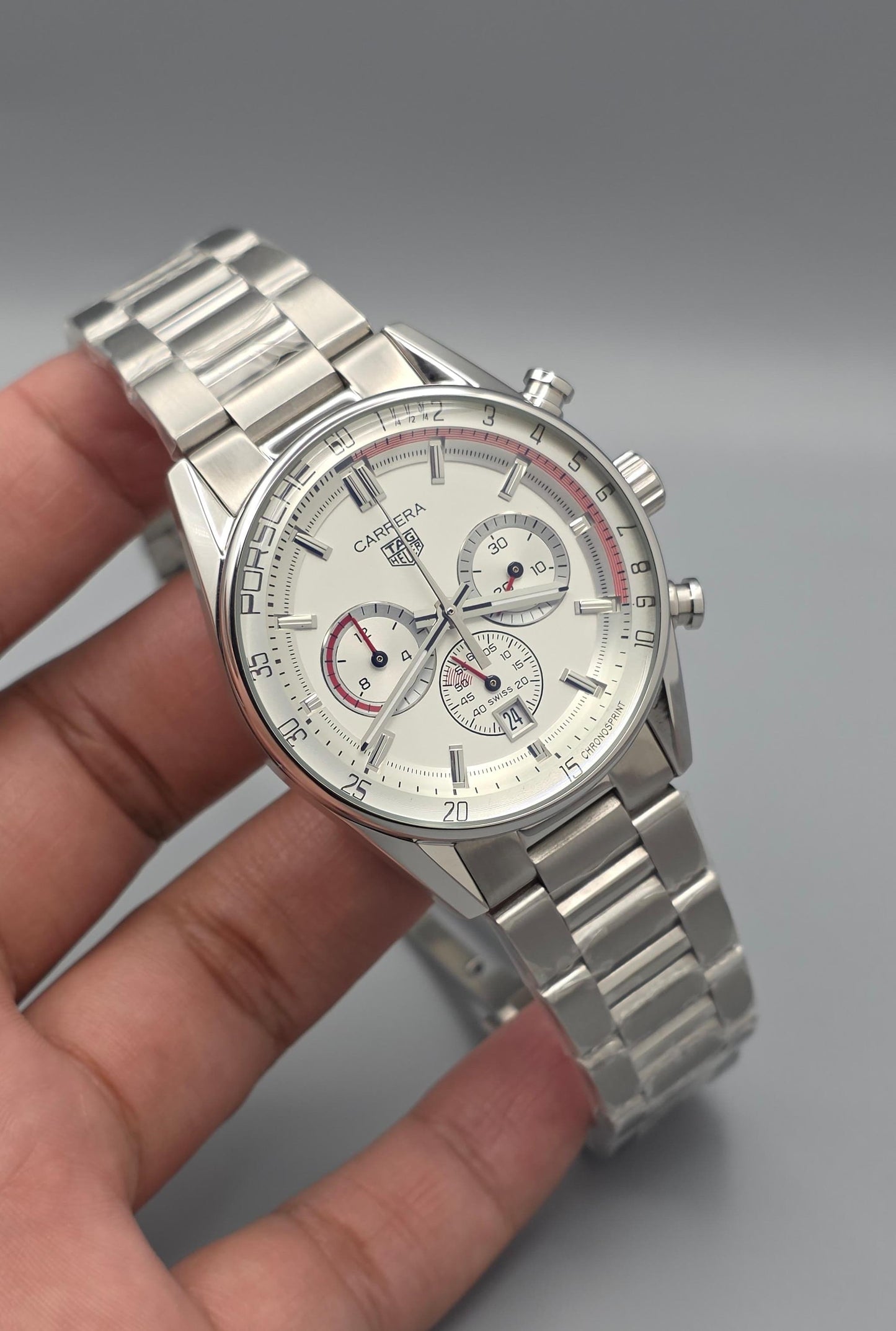 Luxury Chronograph Watch – White Dial Edition