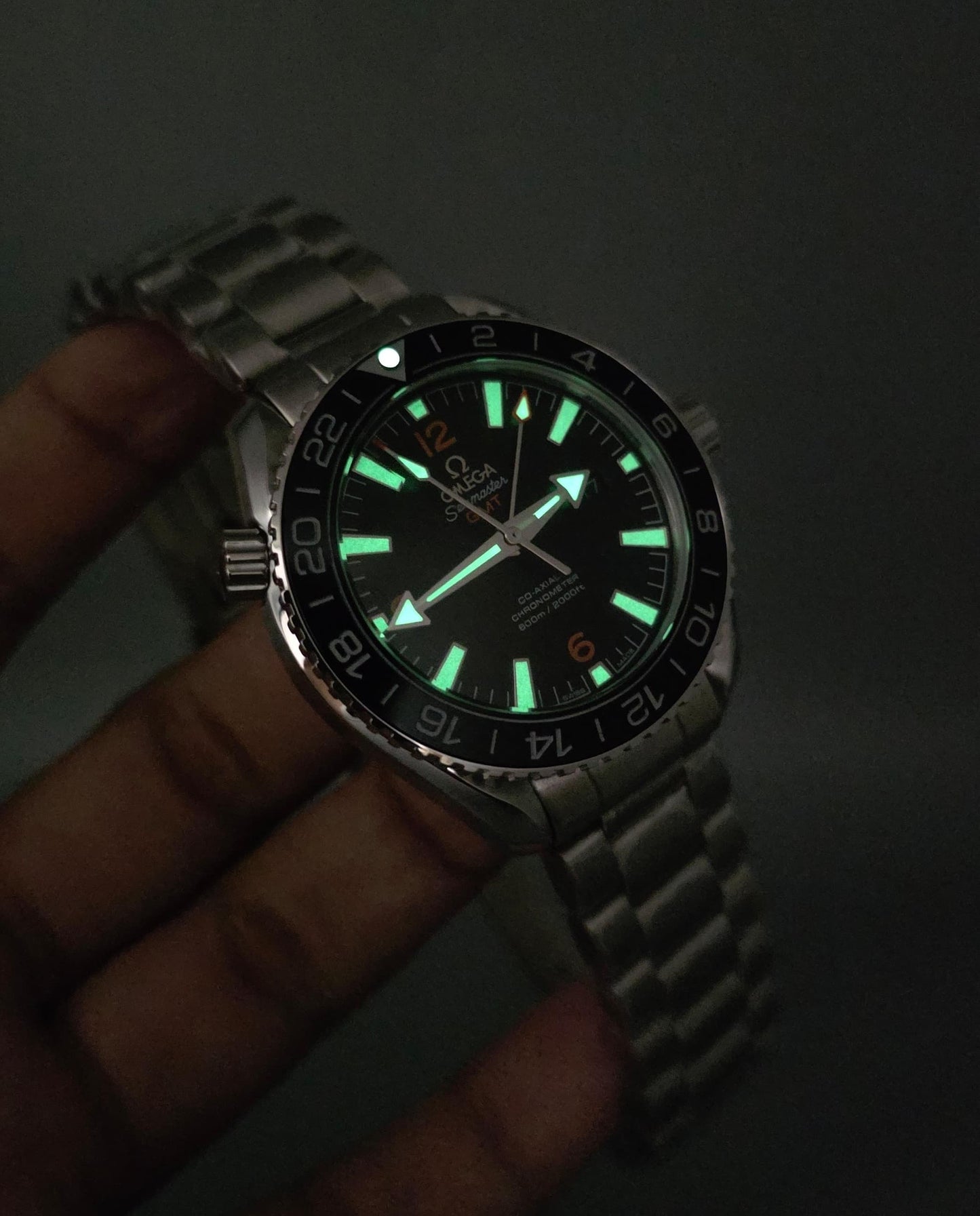 High Quality Luxury Branded Watch - Silver