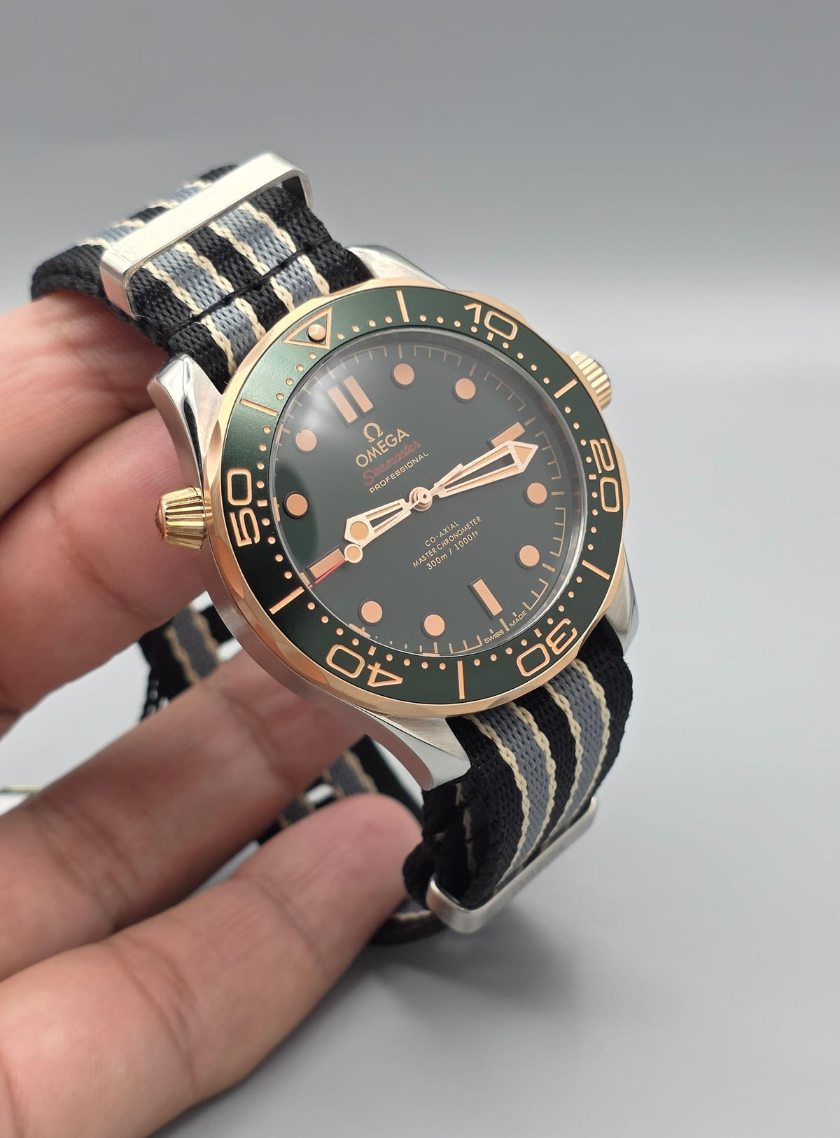 Premium Two-Tone Rose Gold Olive Green Dial Luxury Automatic Watch