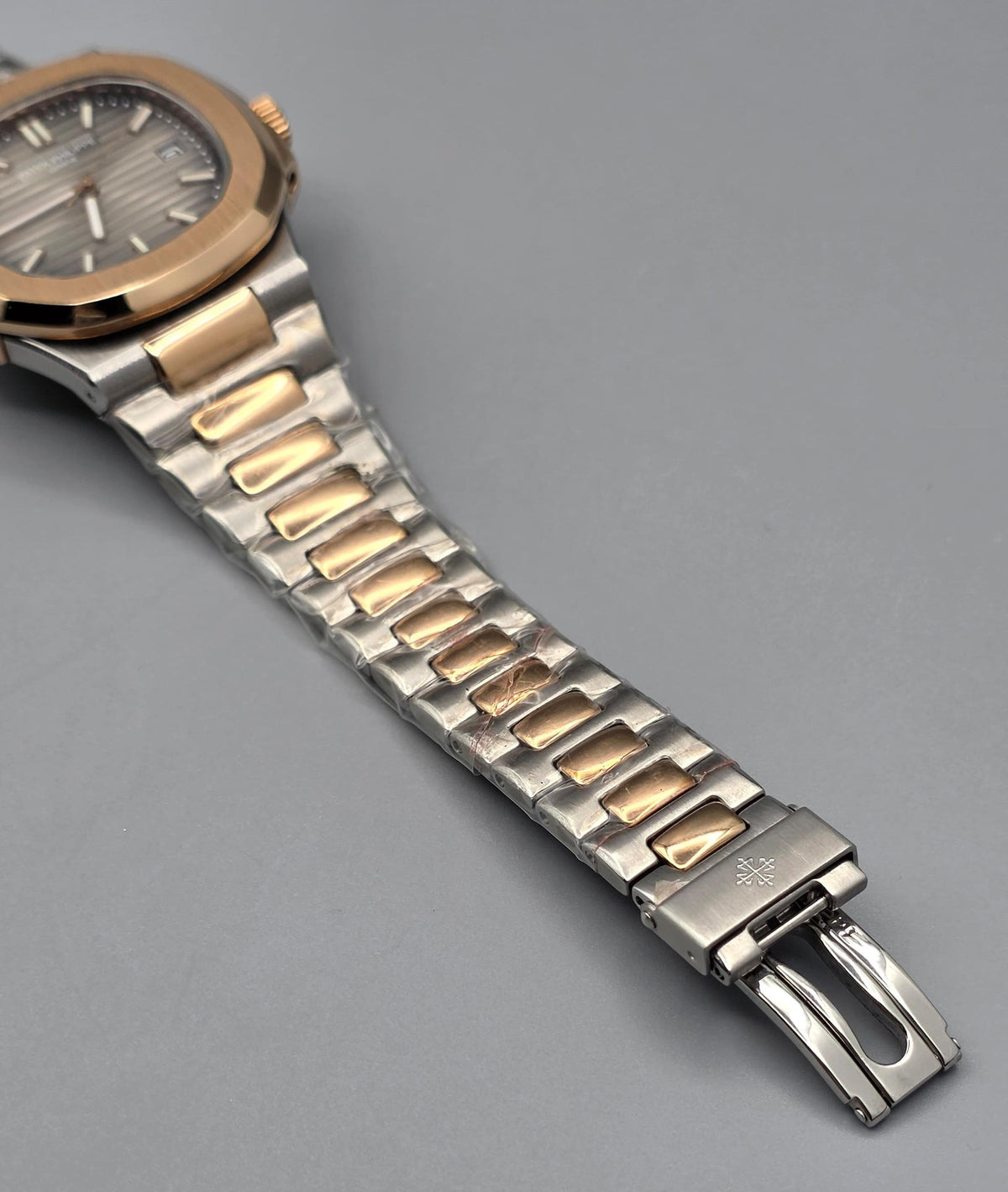 Premium Two-Tone Rose Gold Gradient Grey Dial Luxury Automatic Watch