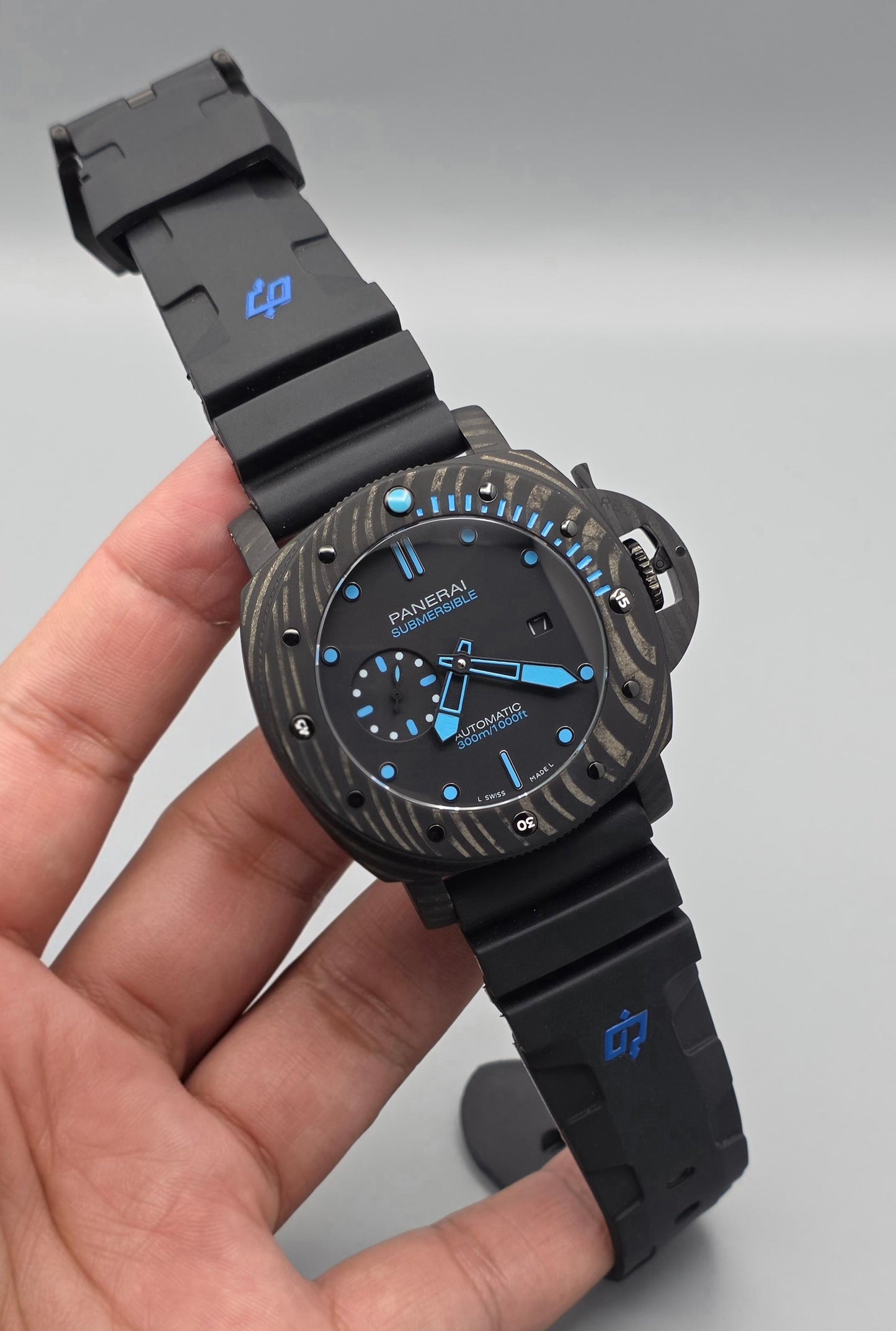 Stealth Carbon Diver Watch – Black Blue Edition