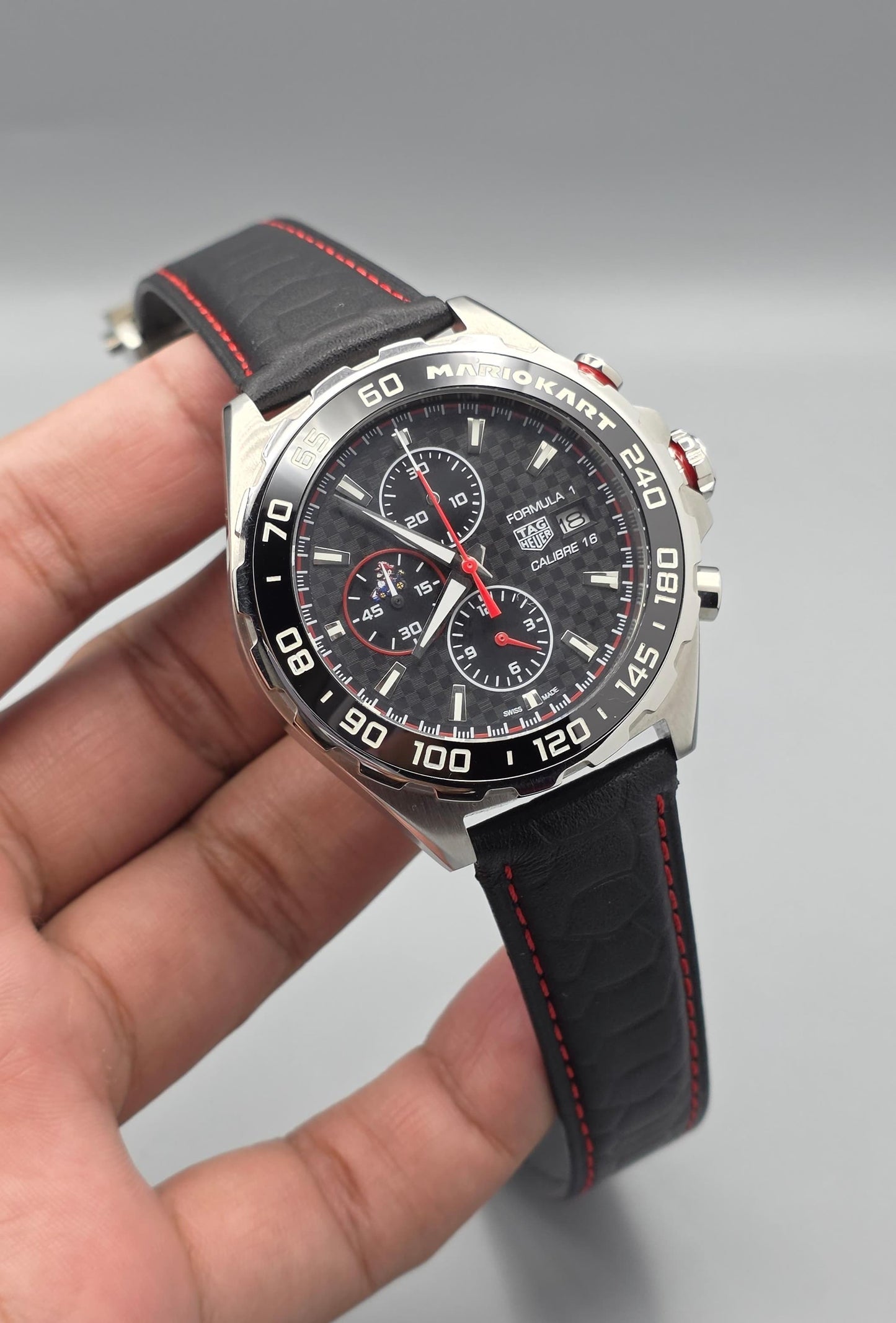 Luxury Chronograph Leather Watch – Black Dial Edition