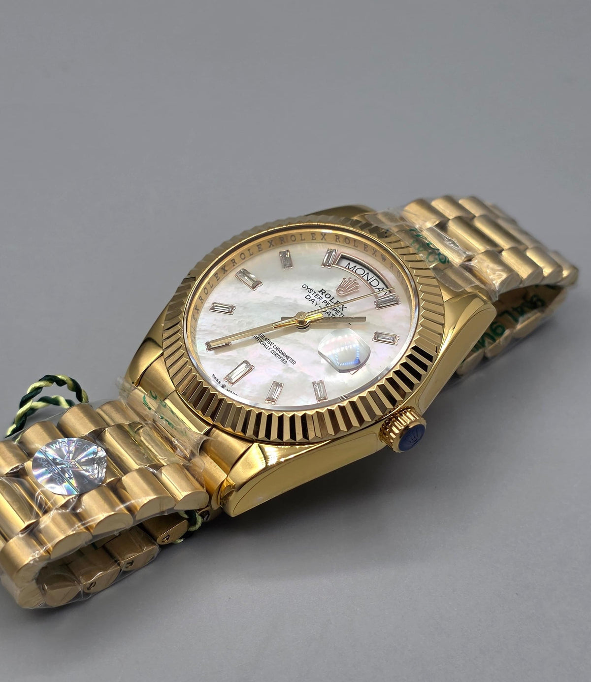 Premium Gold Day-Date M.O.P Dial Luxury Watch