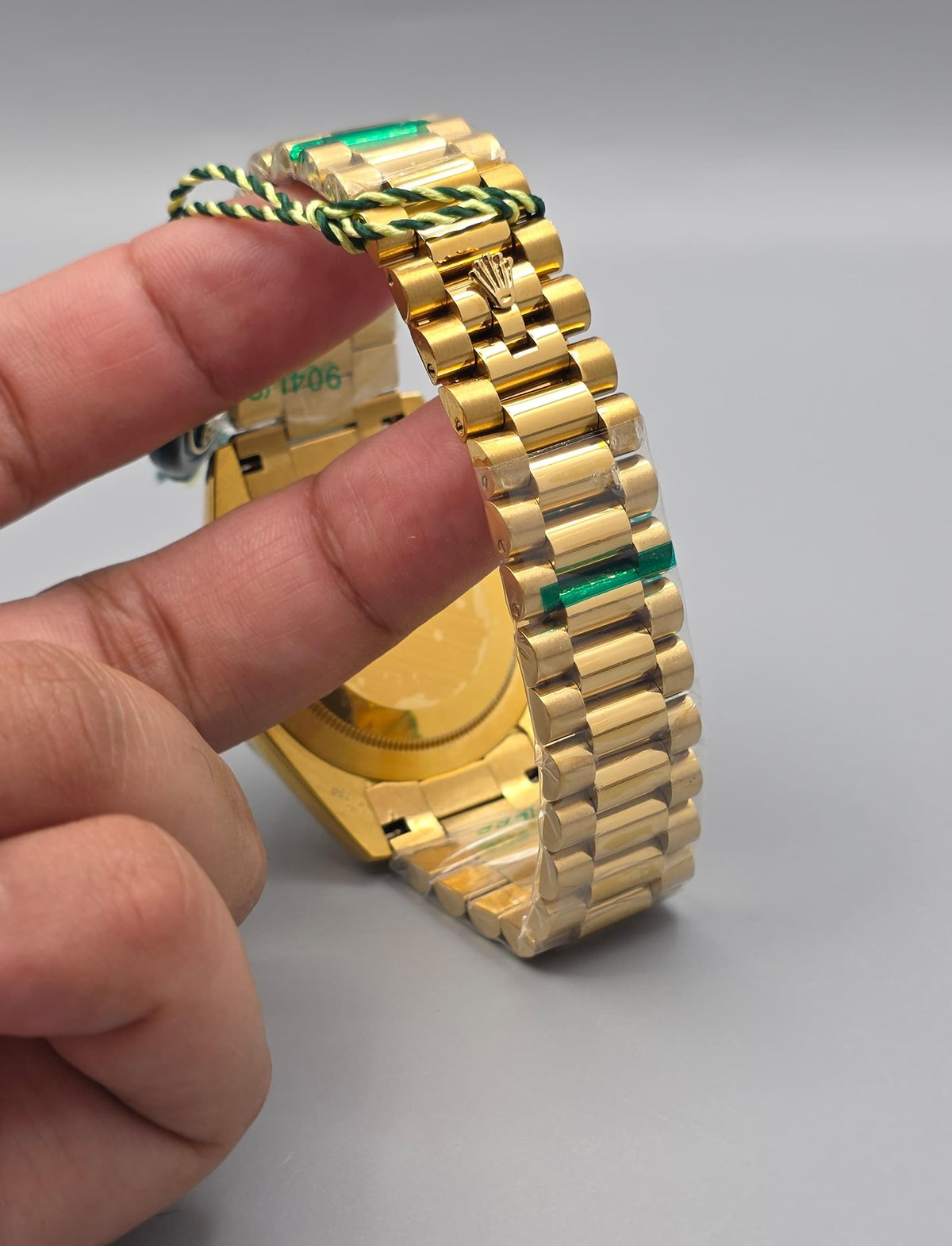 Premium Gold Day-Date M.O.P Dial Luxury Watch