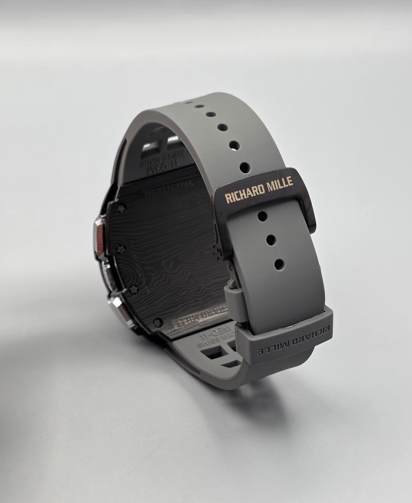 Luxury Racing Chronograph Watch – Black Carbon Edition