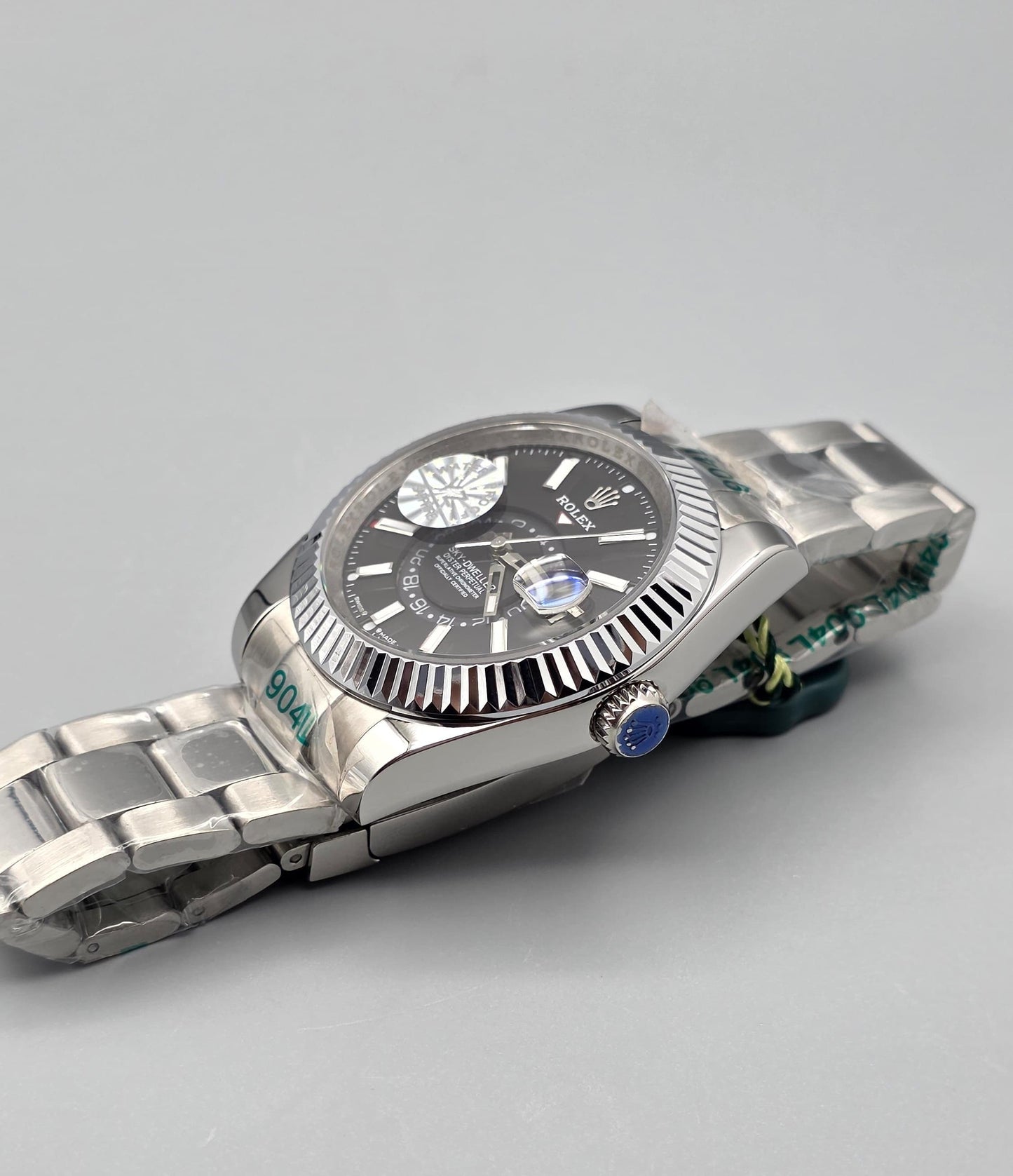 Luxury Black Dual-Time Watch – Stainless Steel