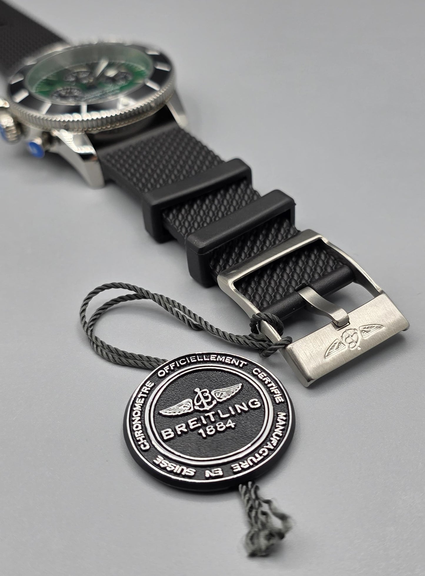 High Quality Luxury Branded Watch - Silver & Green