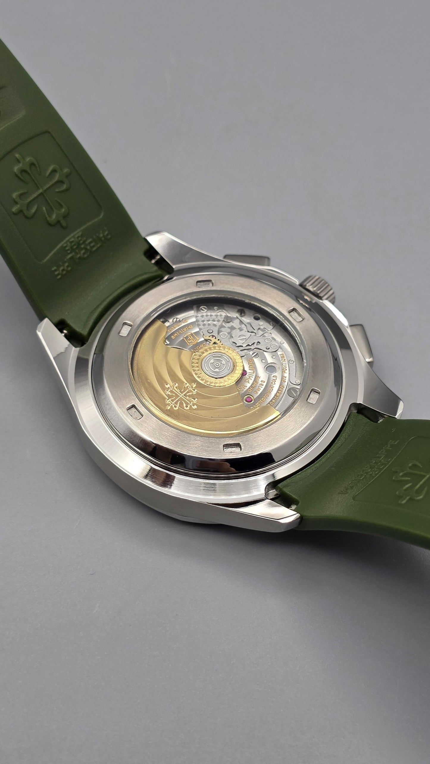 Luxury Olive Green & Steel Automatic – Sport Elegance Edition