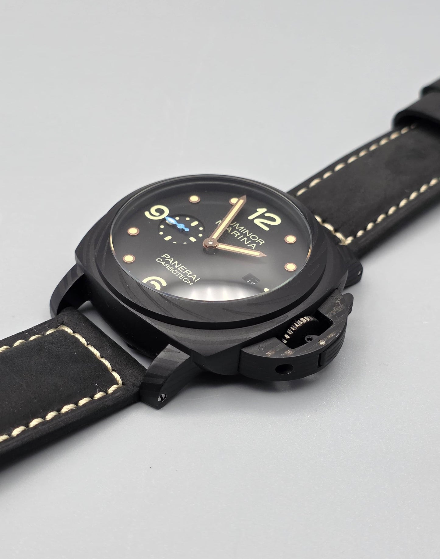 Luxury Automatic Diver Watch – Carbotech Black Edition