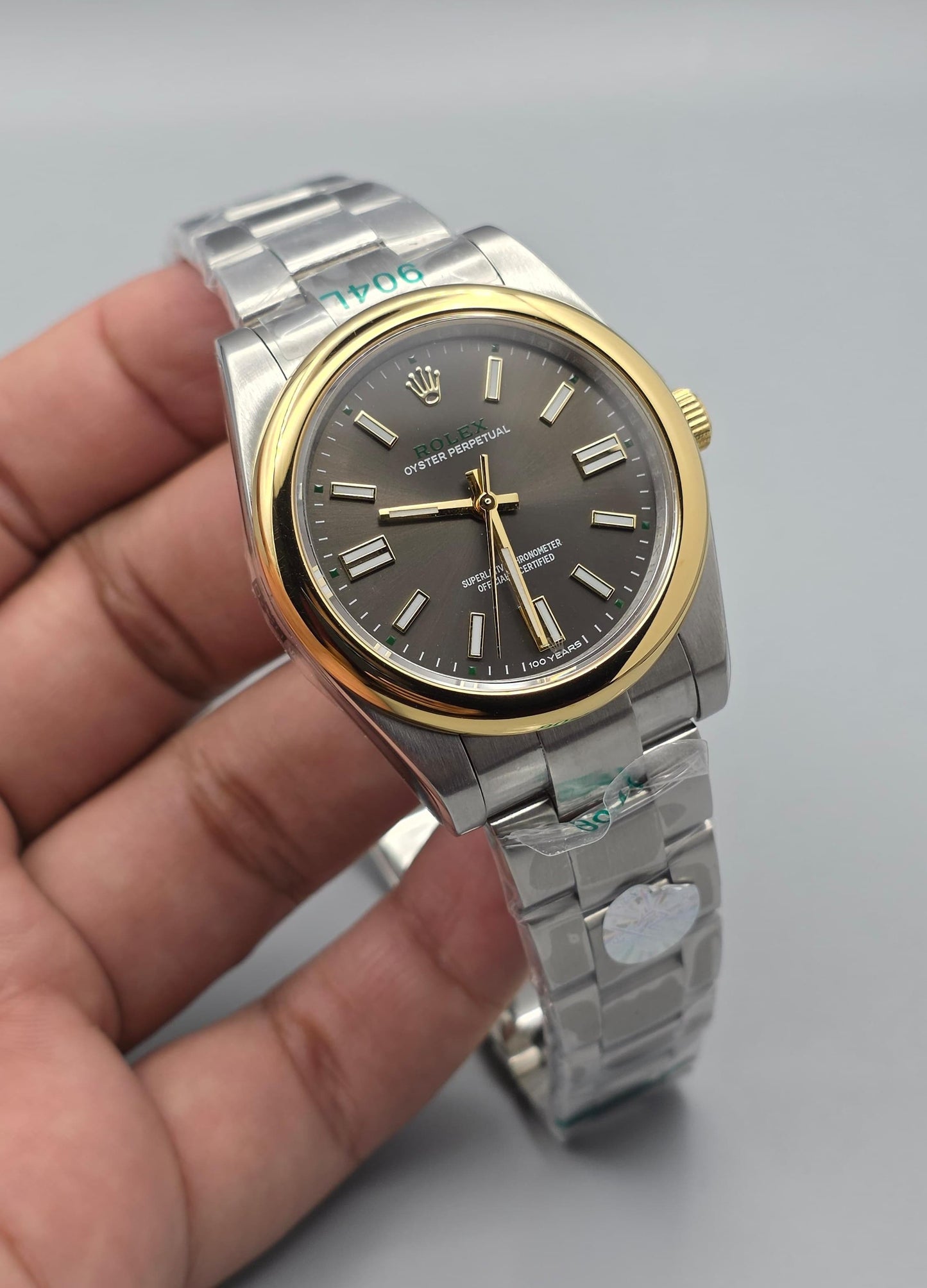 Classic Two-Tone Luxury Automatic