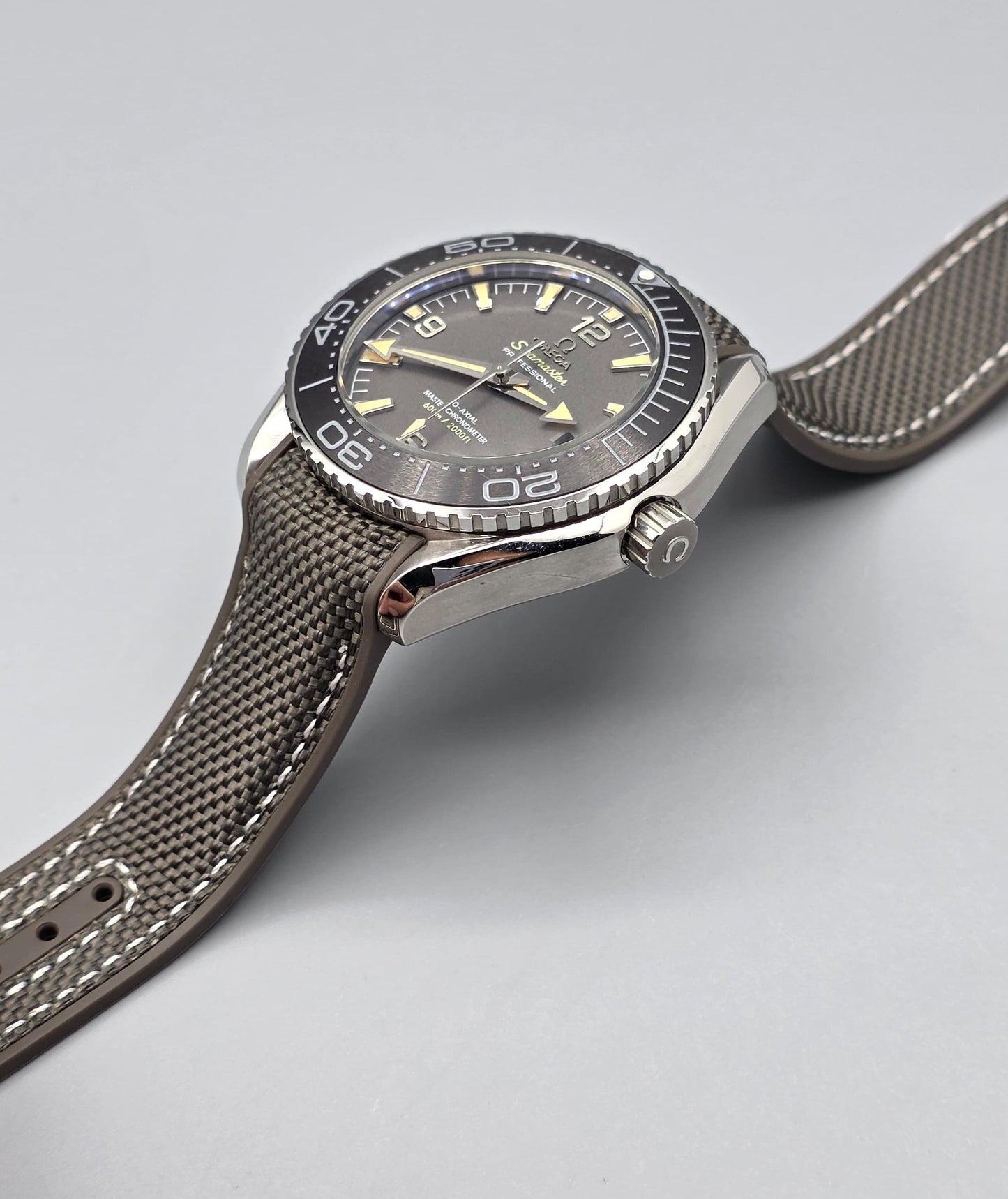 Grey Dial Automatic Watch with Rubber Strap