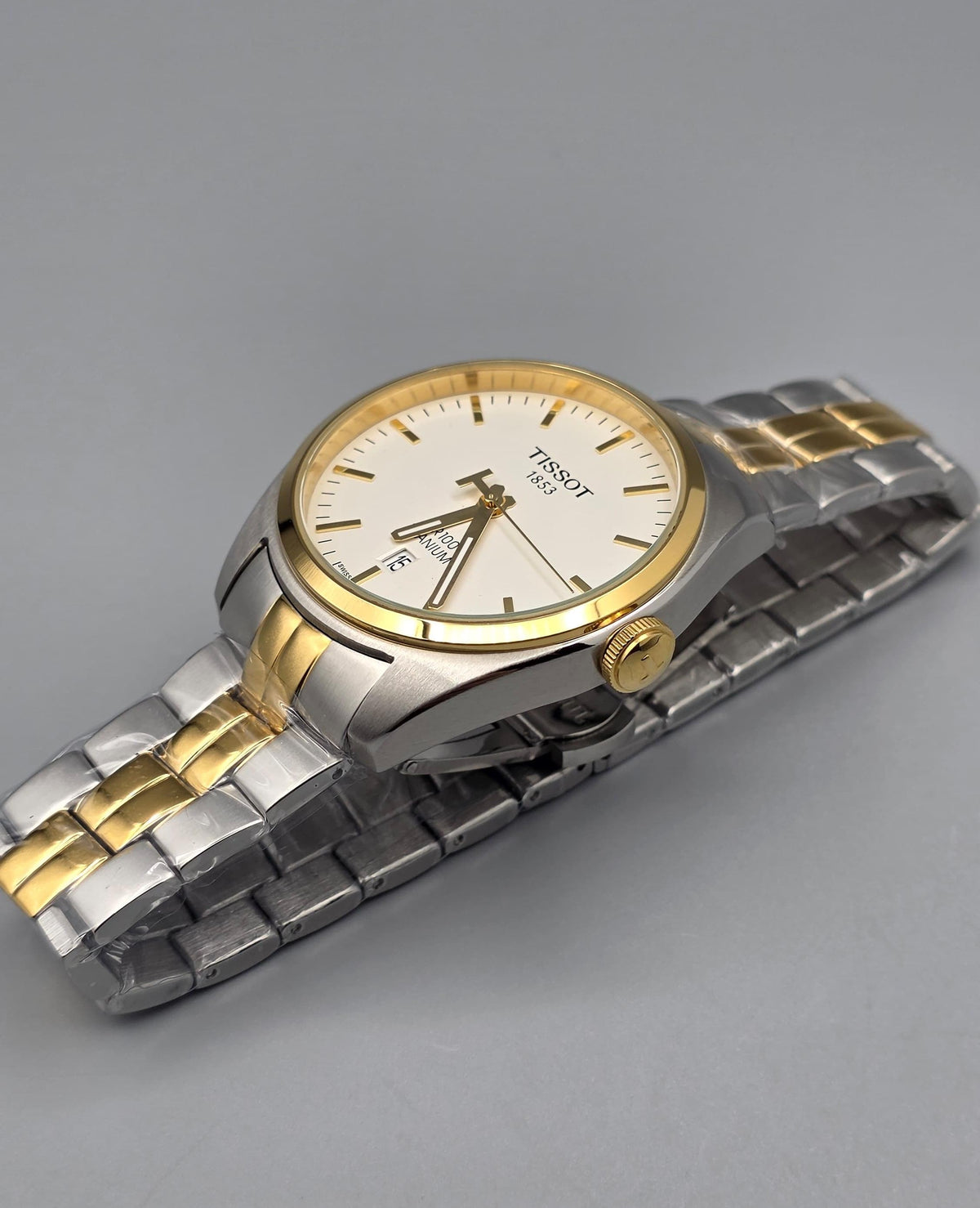 Premium Two-Tone Gold & Silver Classic Quartz Luxury Watch