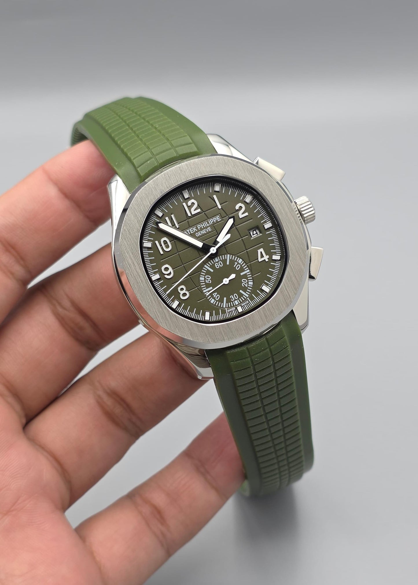 Luxury Olive Green & Steel Automatic – Sport Elegance Edition