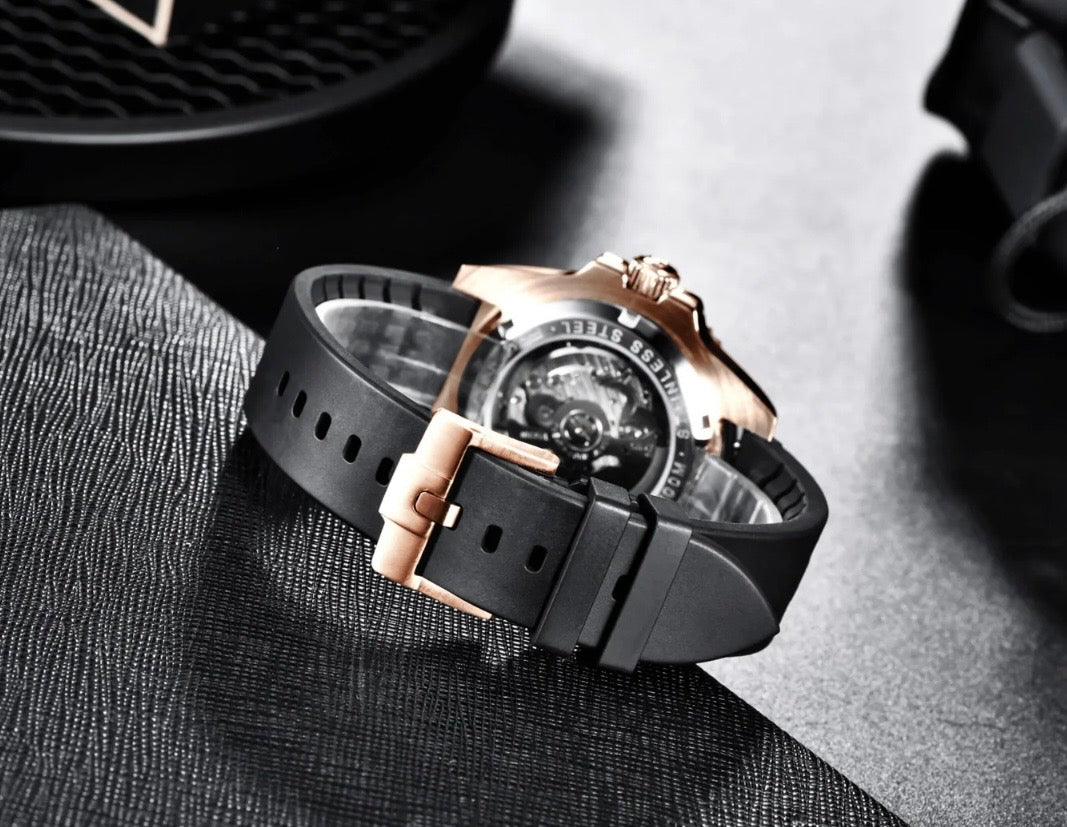 Pagani Design PD-1651 Rose Gold With Rubber Strap