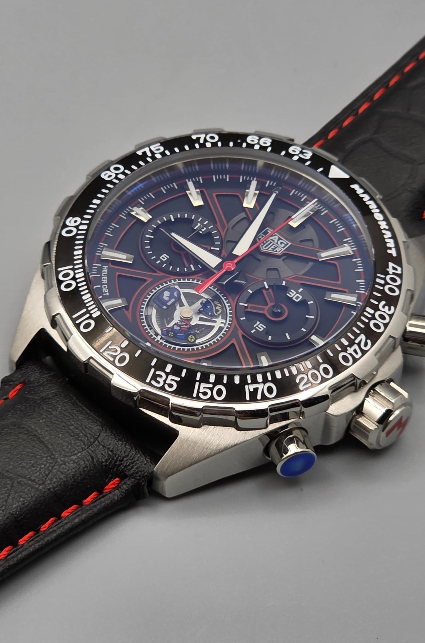 Luxury Sport Chronograph Watch – Black & Red Dial