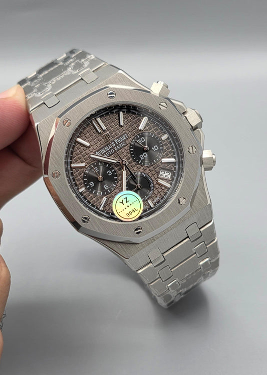 Luxury Men’s Chronograph Watch – Grey Dial