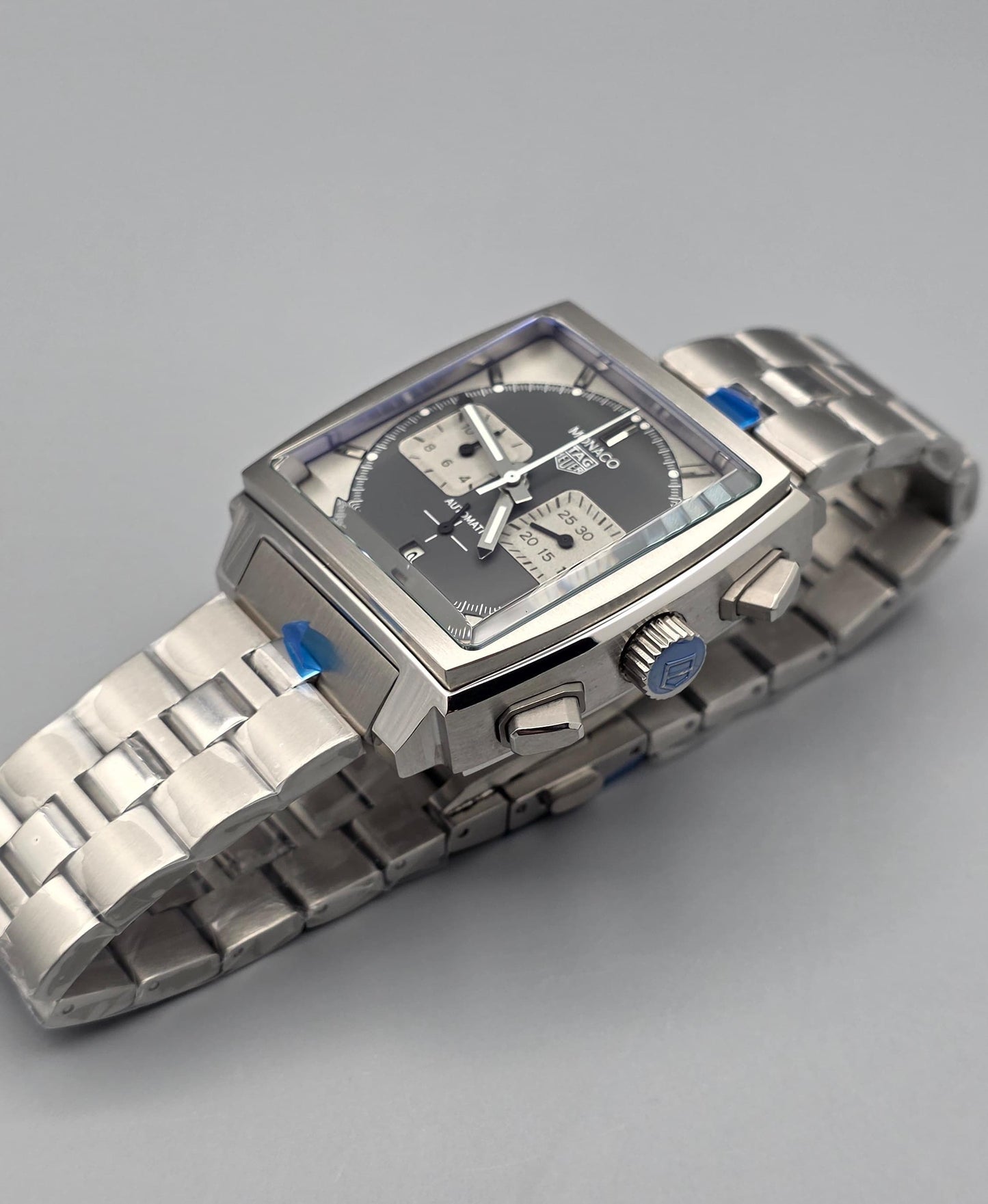 Luxury Square Chronograph – Monaco Style Steel Edition